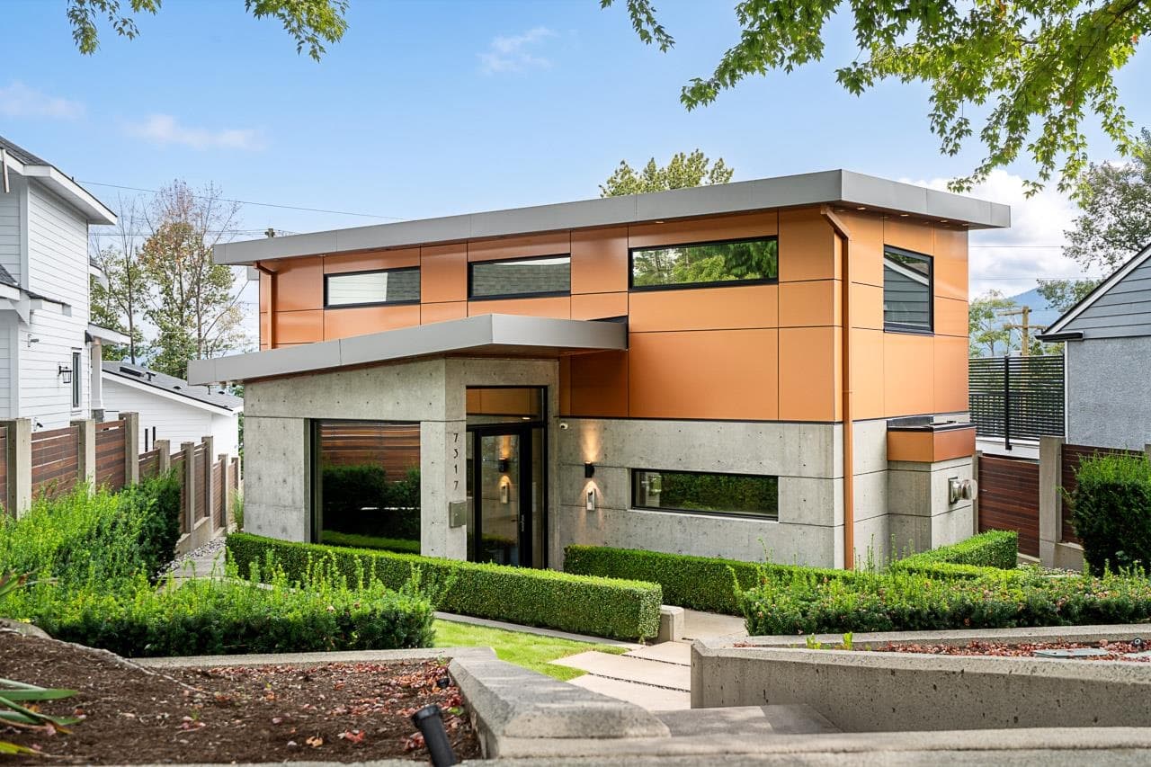 7317 Barnet Road, Burnaby, V5A 1E5 — photo 2