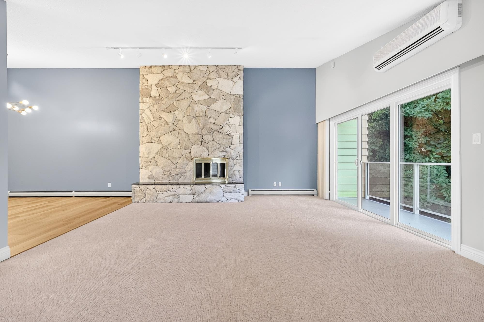 5966 Baffin Place, Burnaby, V5H 3S8 — photo 5