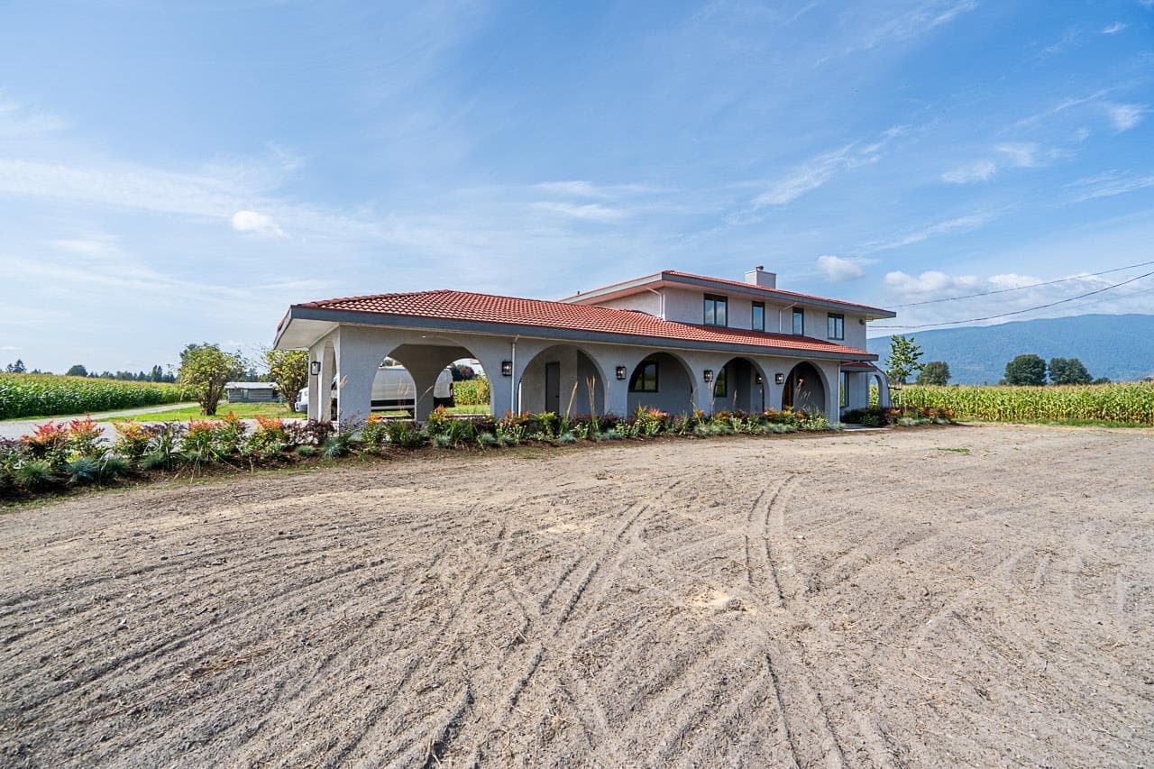 14017 Hale Road Road, Pitt Meadows, V3Y 1Z1 — photo 1