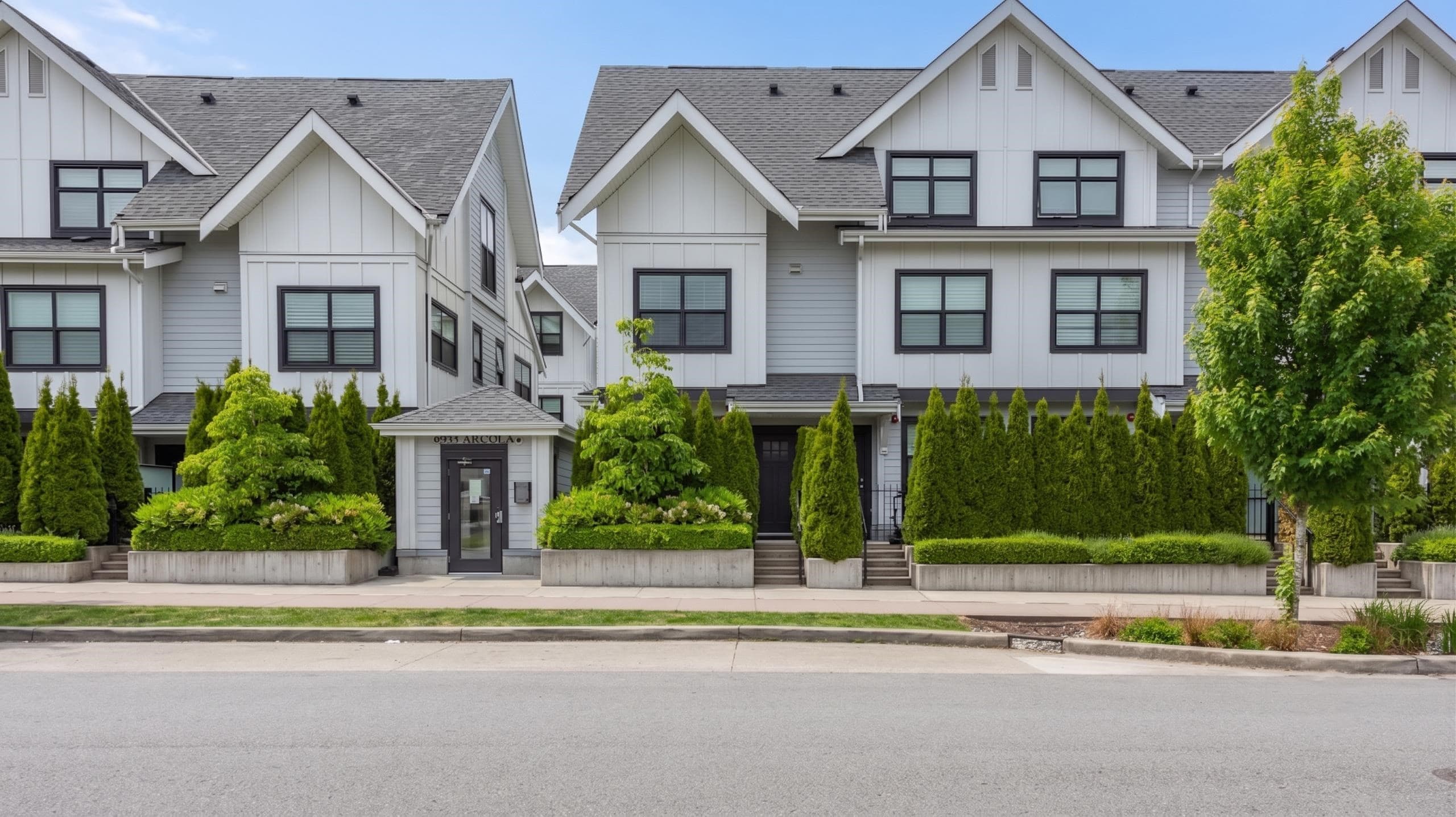 201 - 6933 Arcola Street, Burnaby