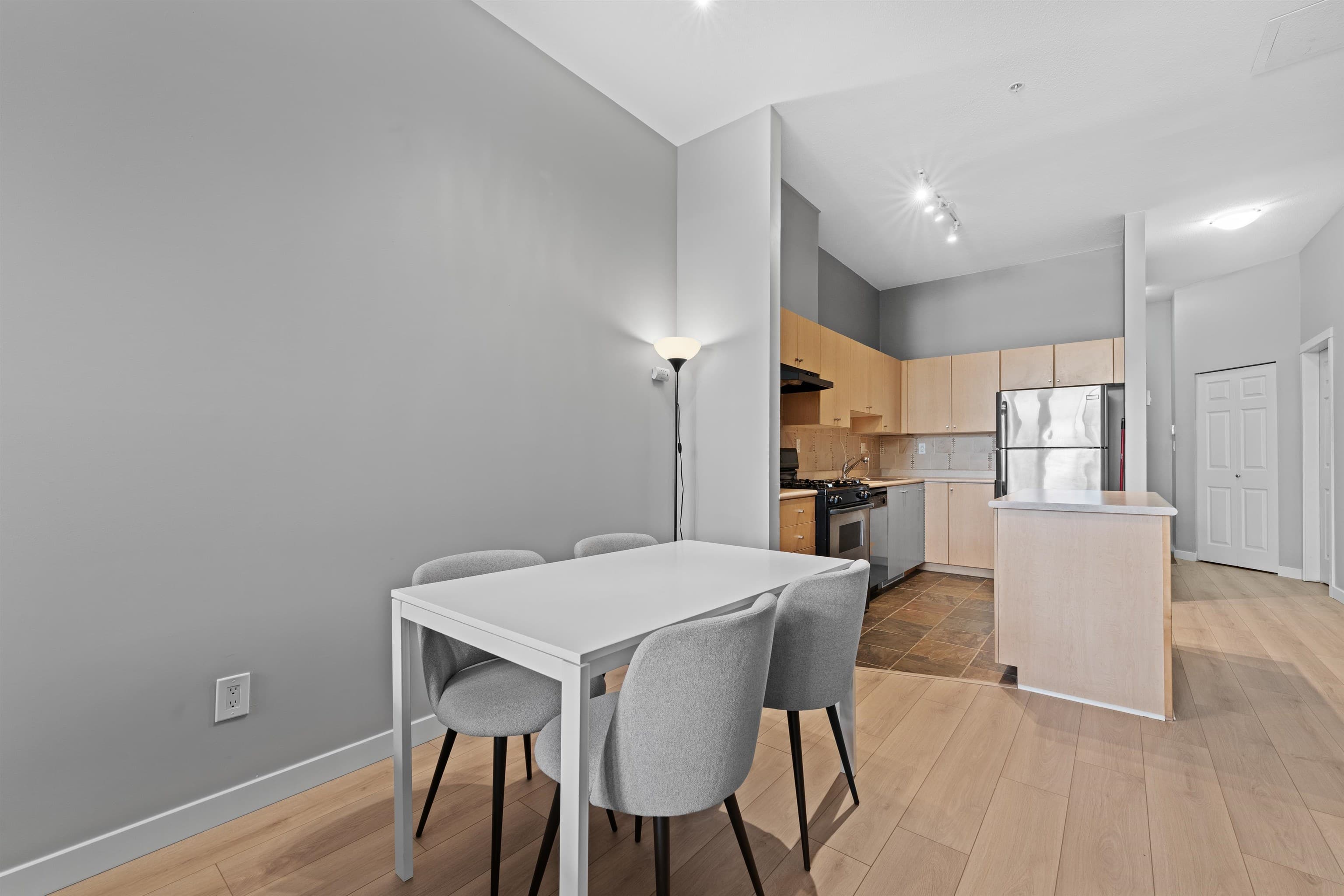 102 - 2102 W 38th Avenue, Vancouver, V6M 1R9 — photo 4