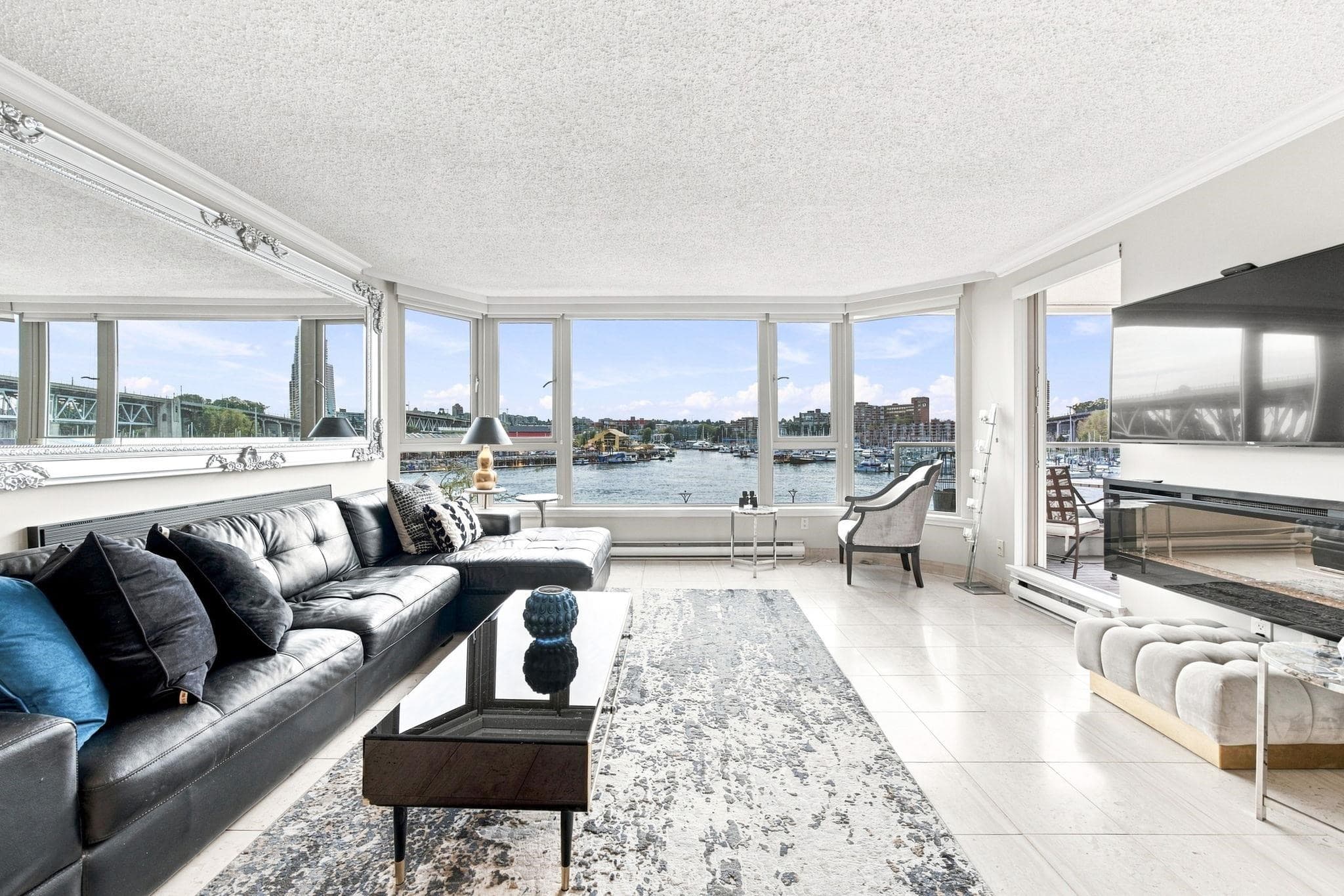 304-1675 Hornby Street, Vancouver, V6Z 2M3 — photo 3