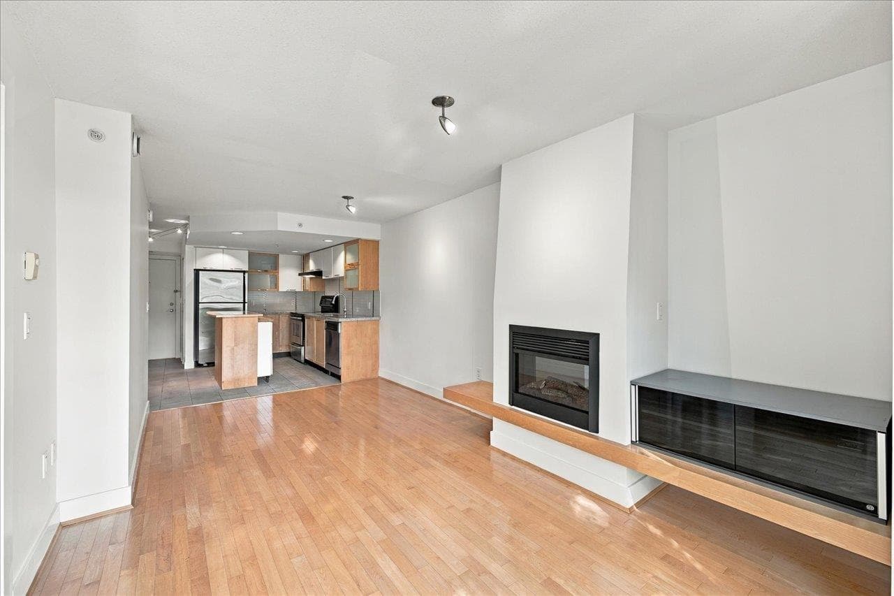 403 - 2137 W 10th Avenue, Vancouver, V6K 4W4 — photo 5