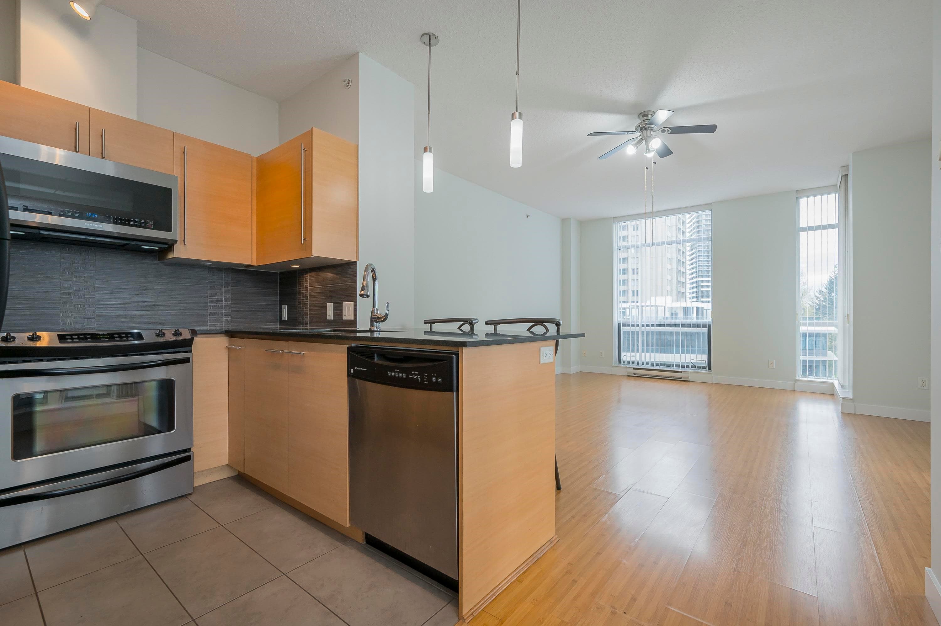 404 - 13399 104 Avenue, Surrey, V3T 0C9 — photo 4