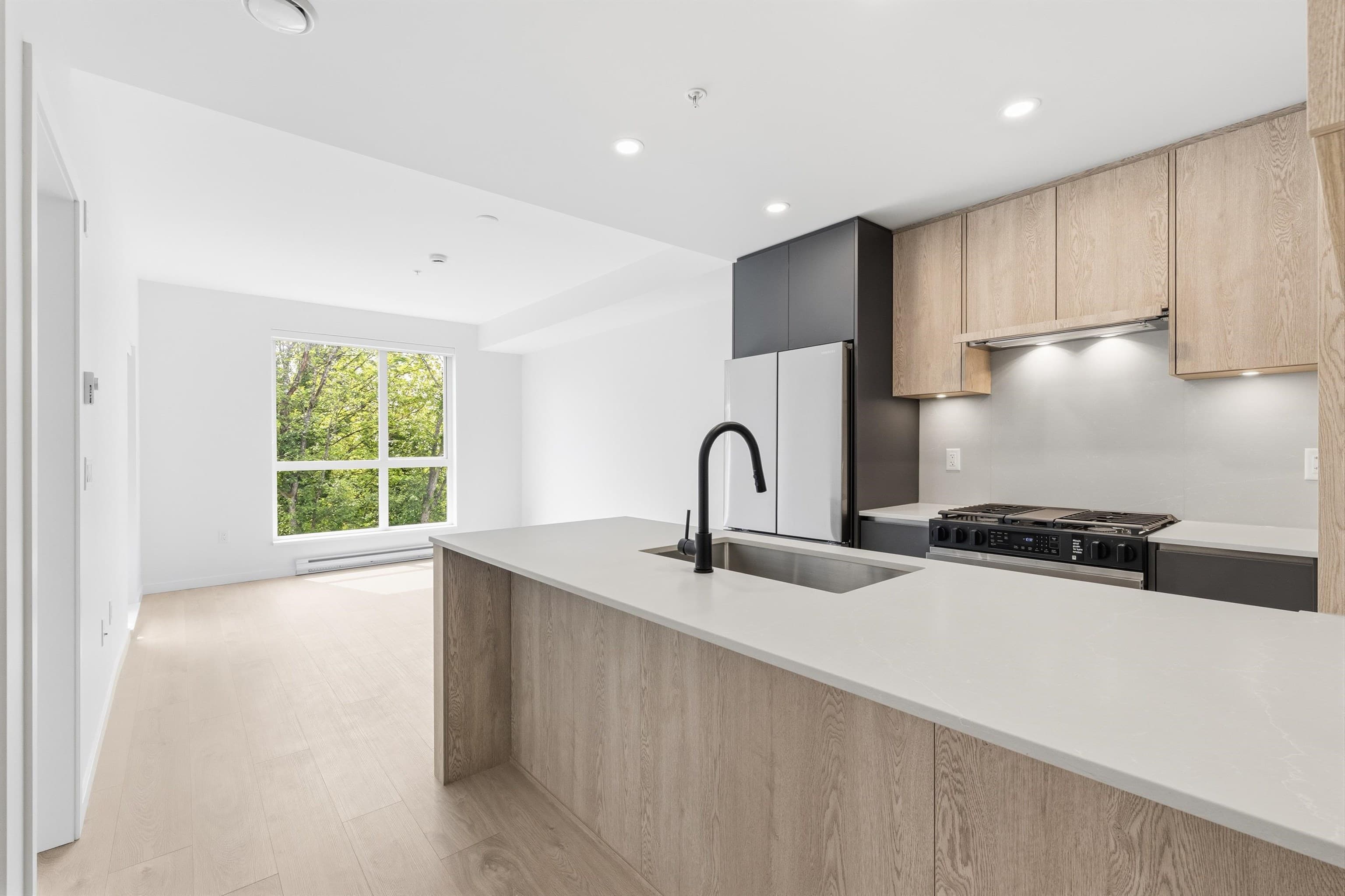 505 - 19577 65b Avenue, Surrey, V4N 6B5 — photo 3