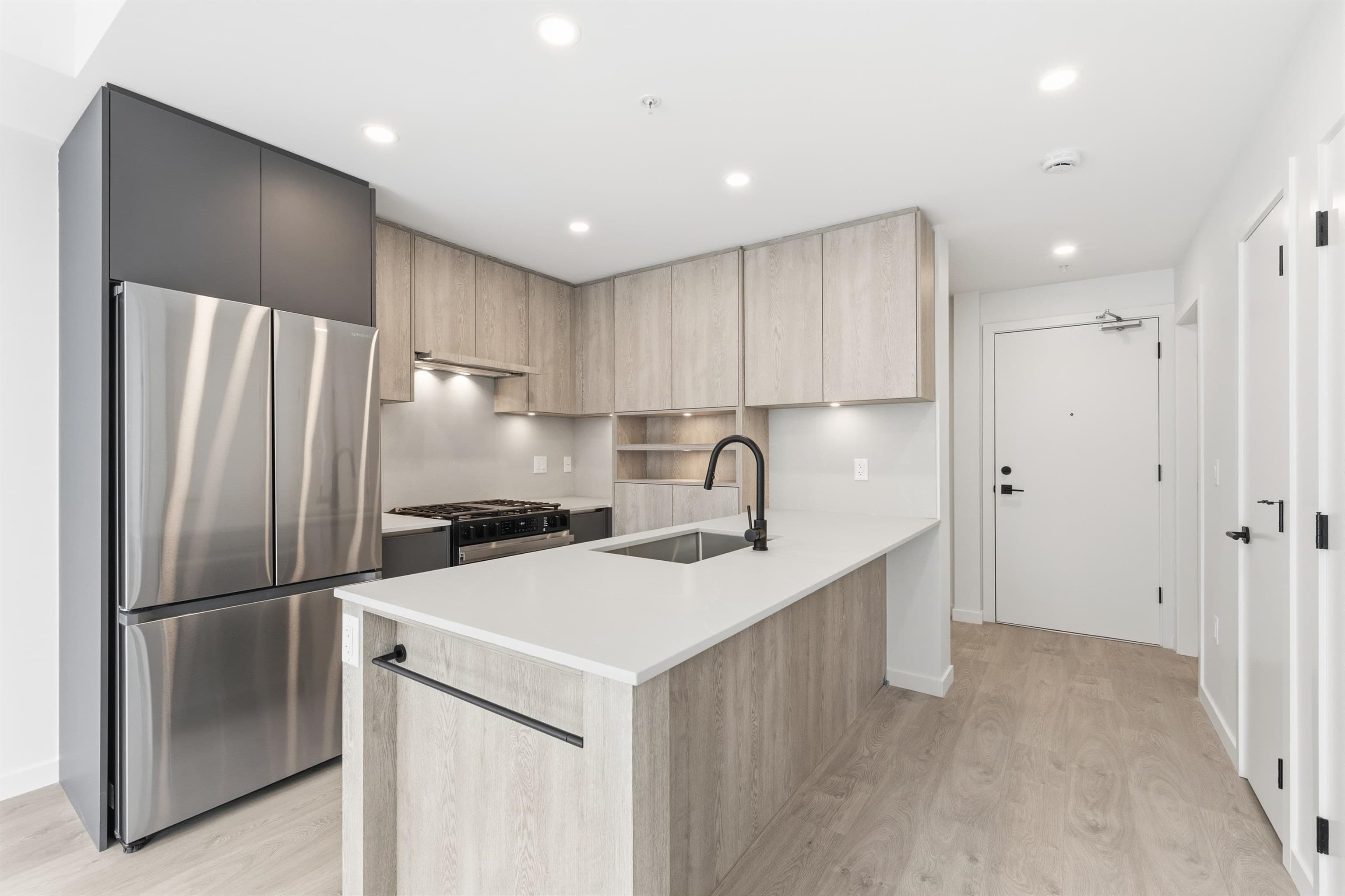 505 - 19577 65b Avenue, Surrey, V4N 6B5 — photo 1