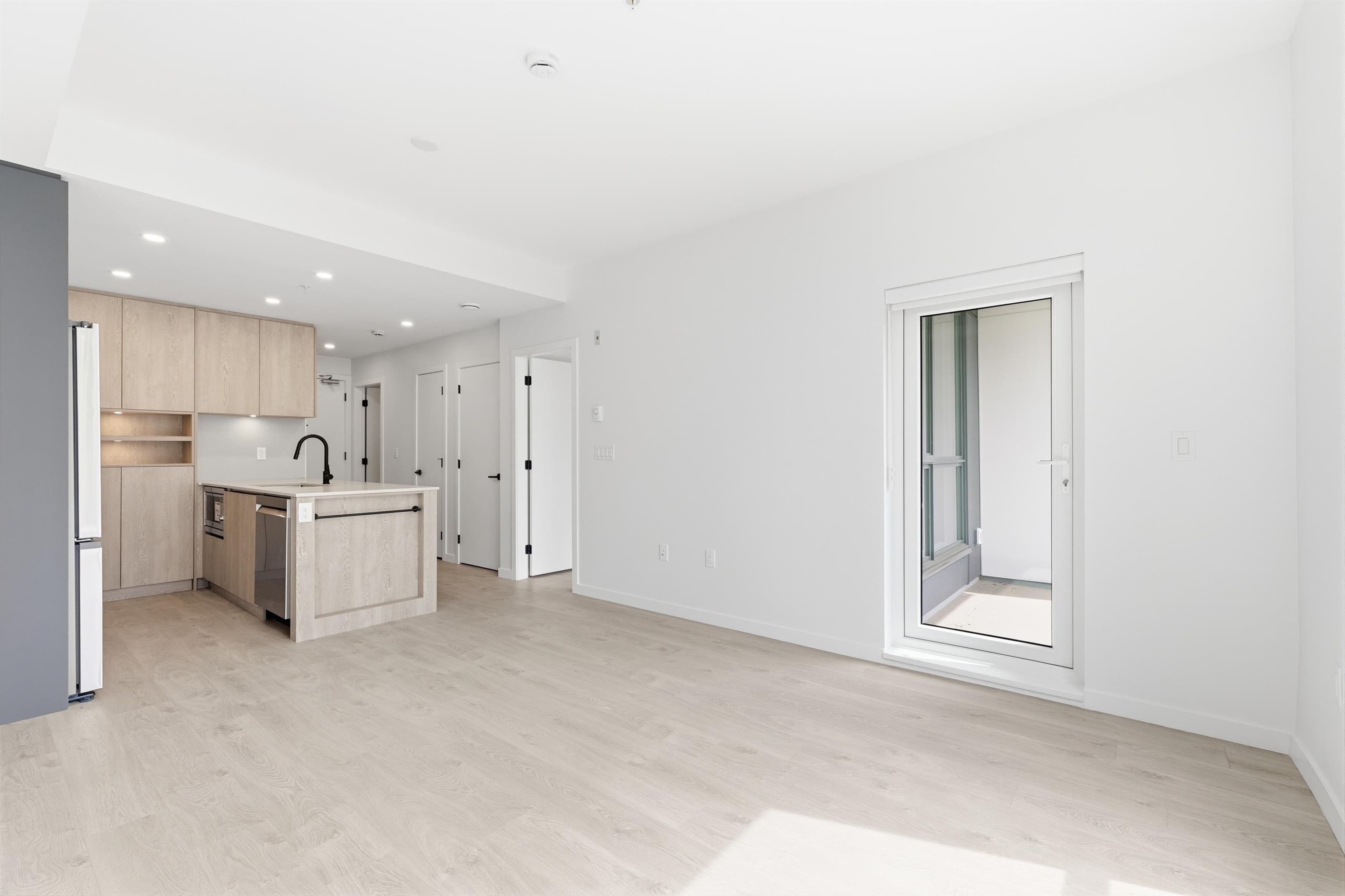 505 - 19577 65b Avenue, Surrey, V4N 6B5 — photo 5