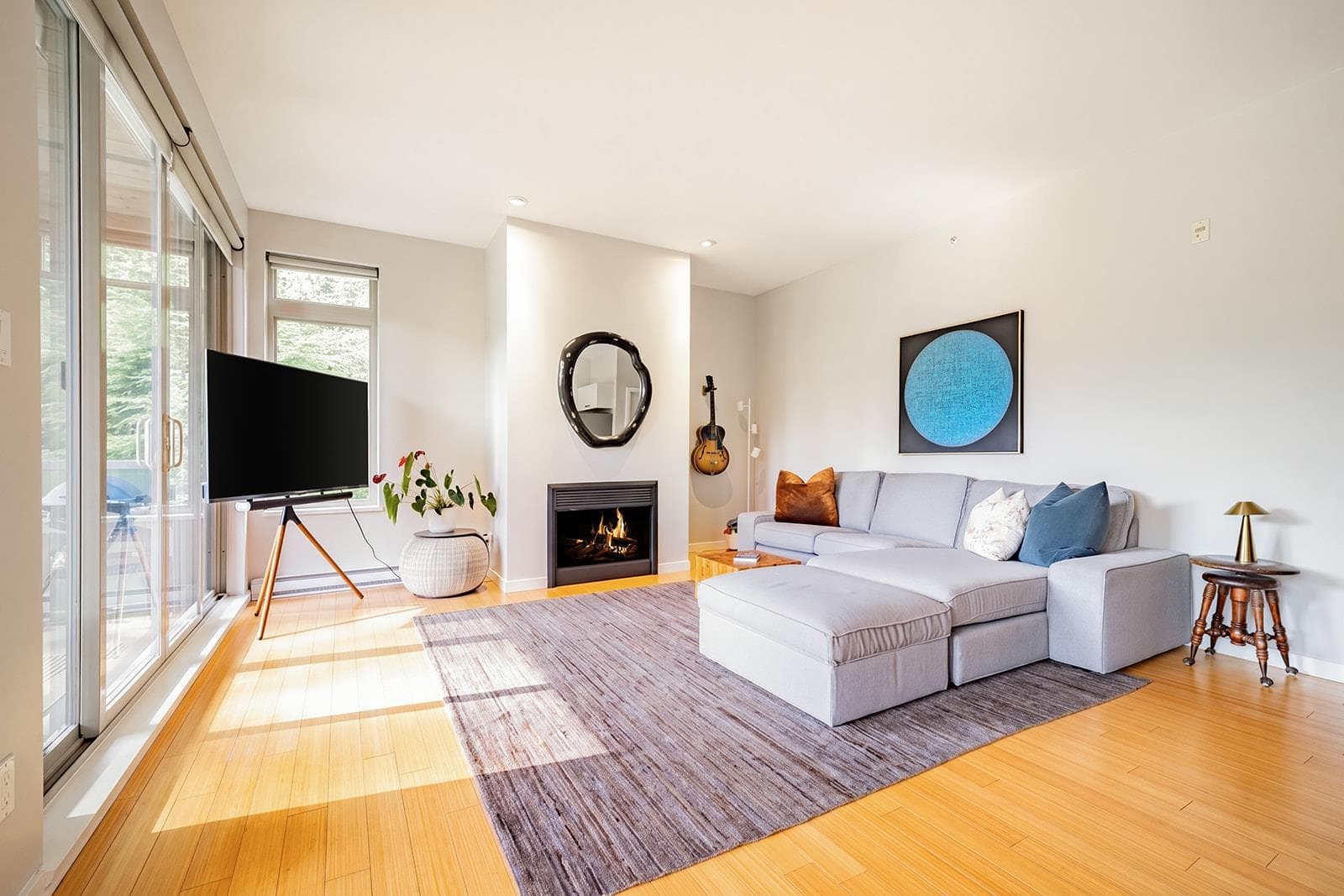 201 - 40147 Government Road, Squamish, V8B 0R6 — photo 2