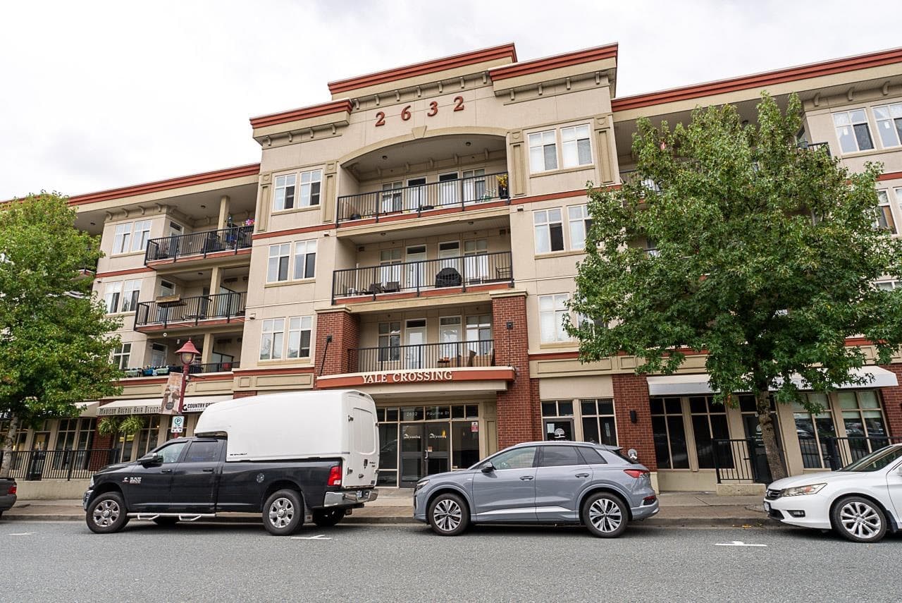 102 - 2632 Pauline Street, Abbotsford, V2S 0C9 — photo 1