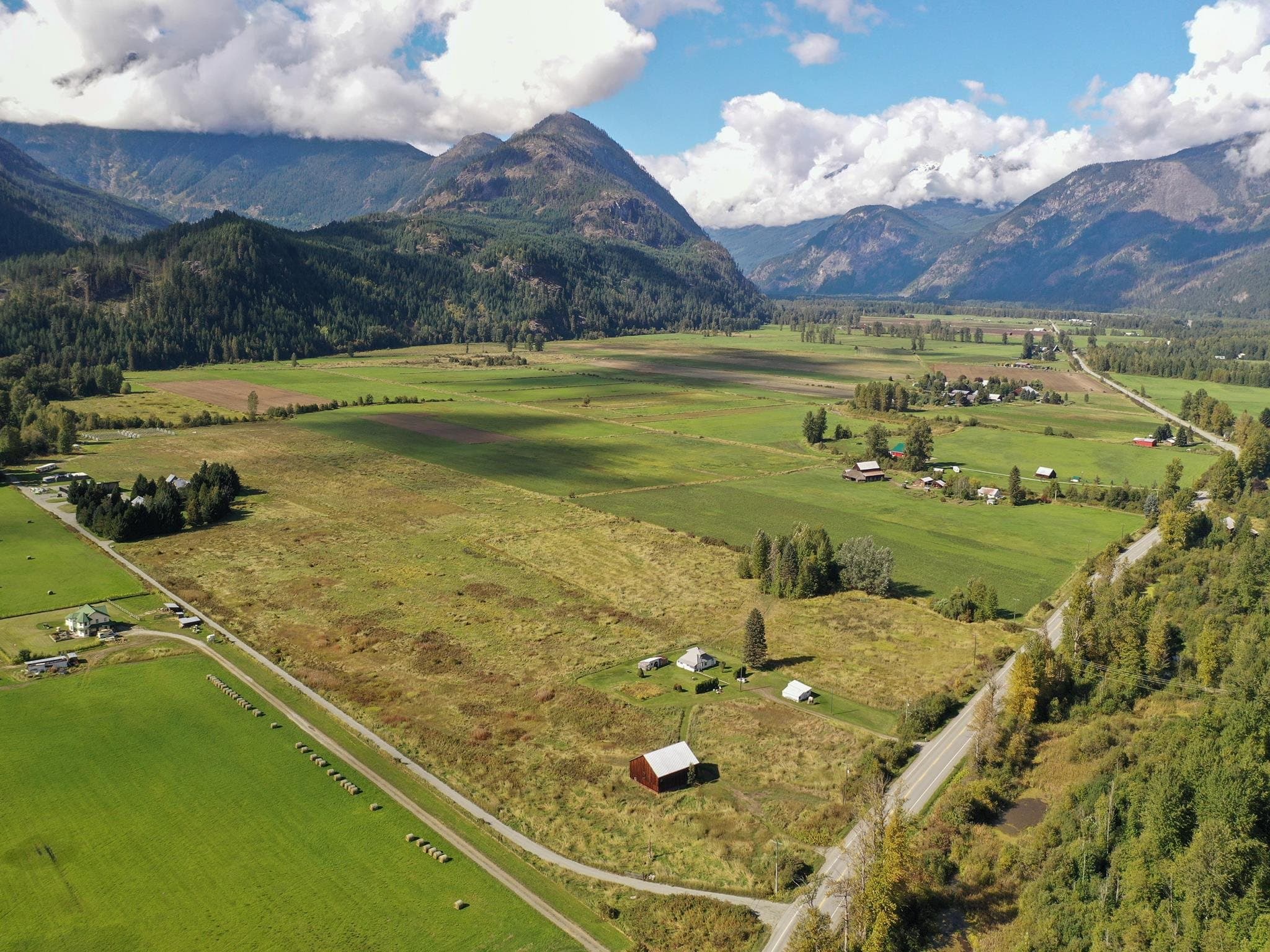 8891 Pemberton Meadows Road, Pemberton, V0N 2L2 — photo 3
