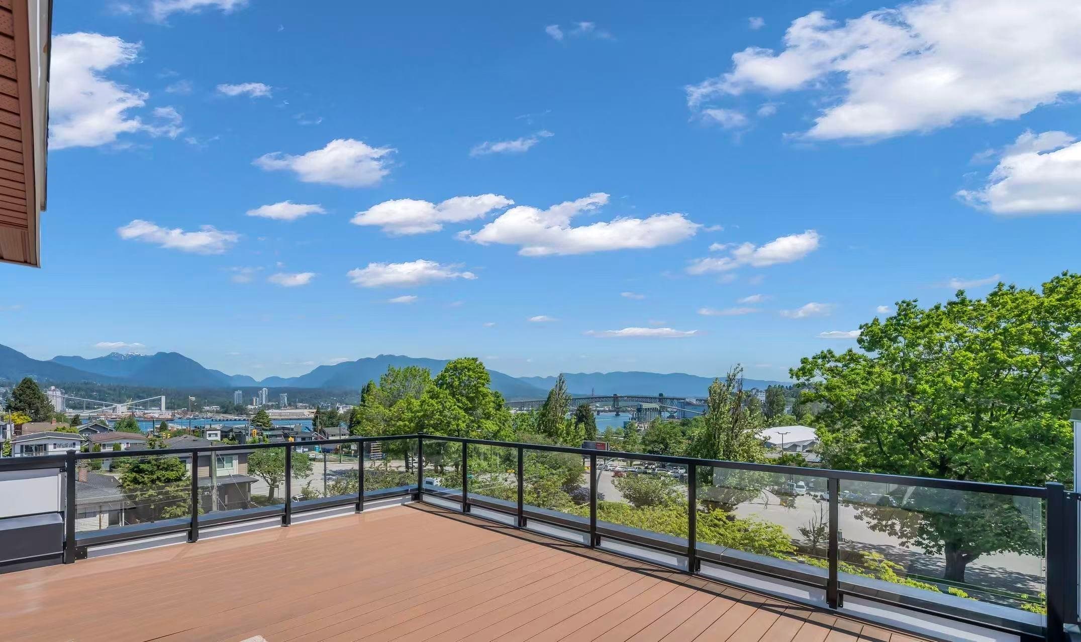 3 - 2893 Eton Street, Vancouver