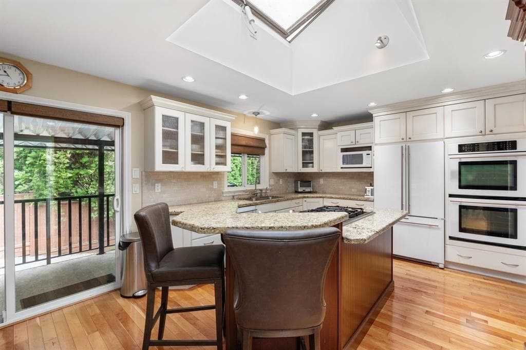 14534 Lombard Place, Surrey, V3X 1B5 — photo 5