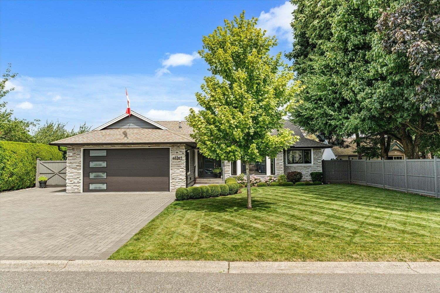 46265 Roy Avenue, Chilliwack, V2R 2W2 — photo 1