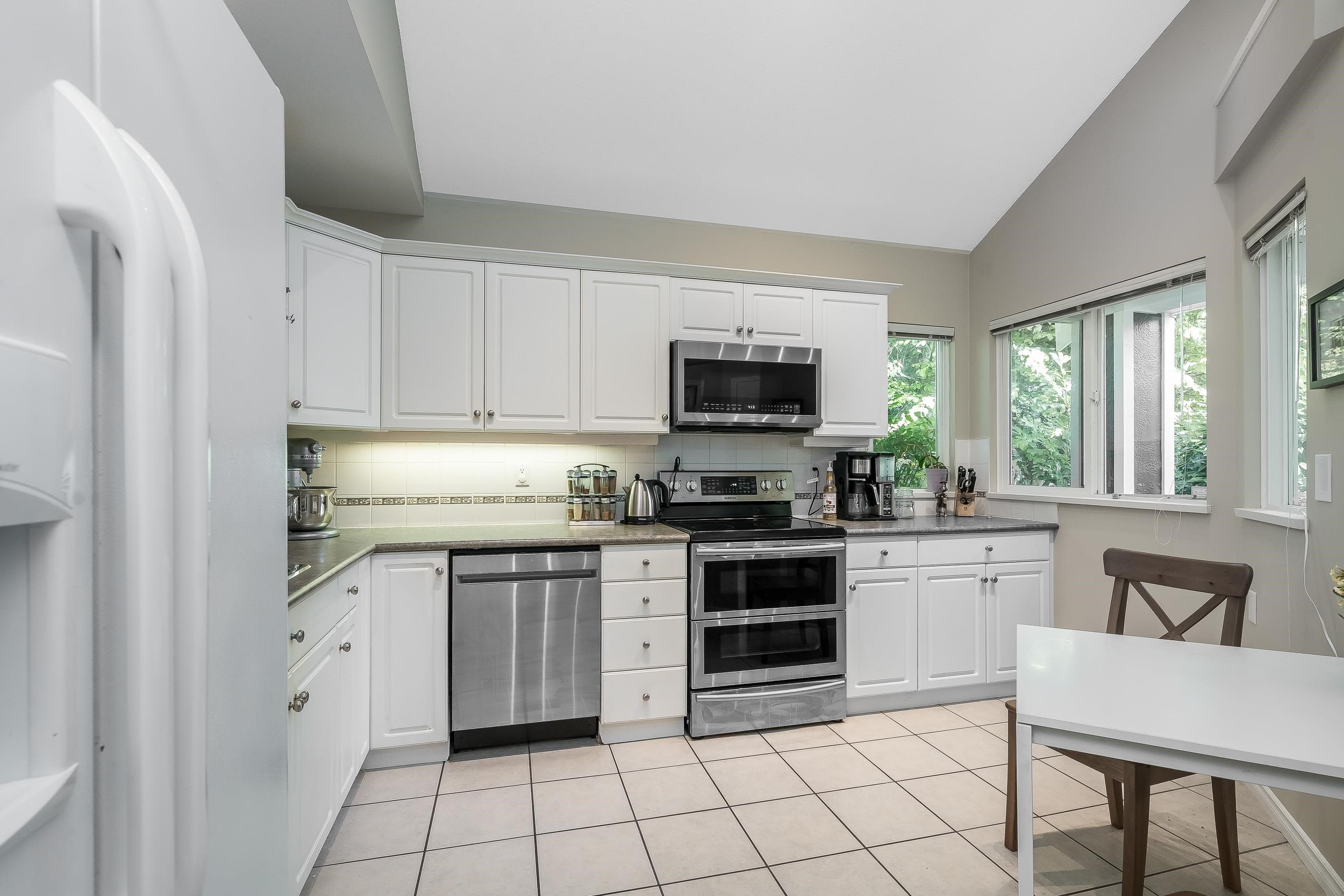 75 - 15133 29a Avenue, Surrey, V4P 3G4 — photo 5