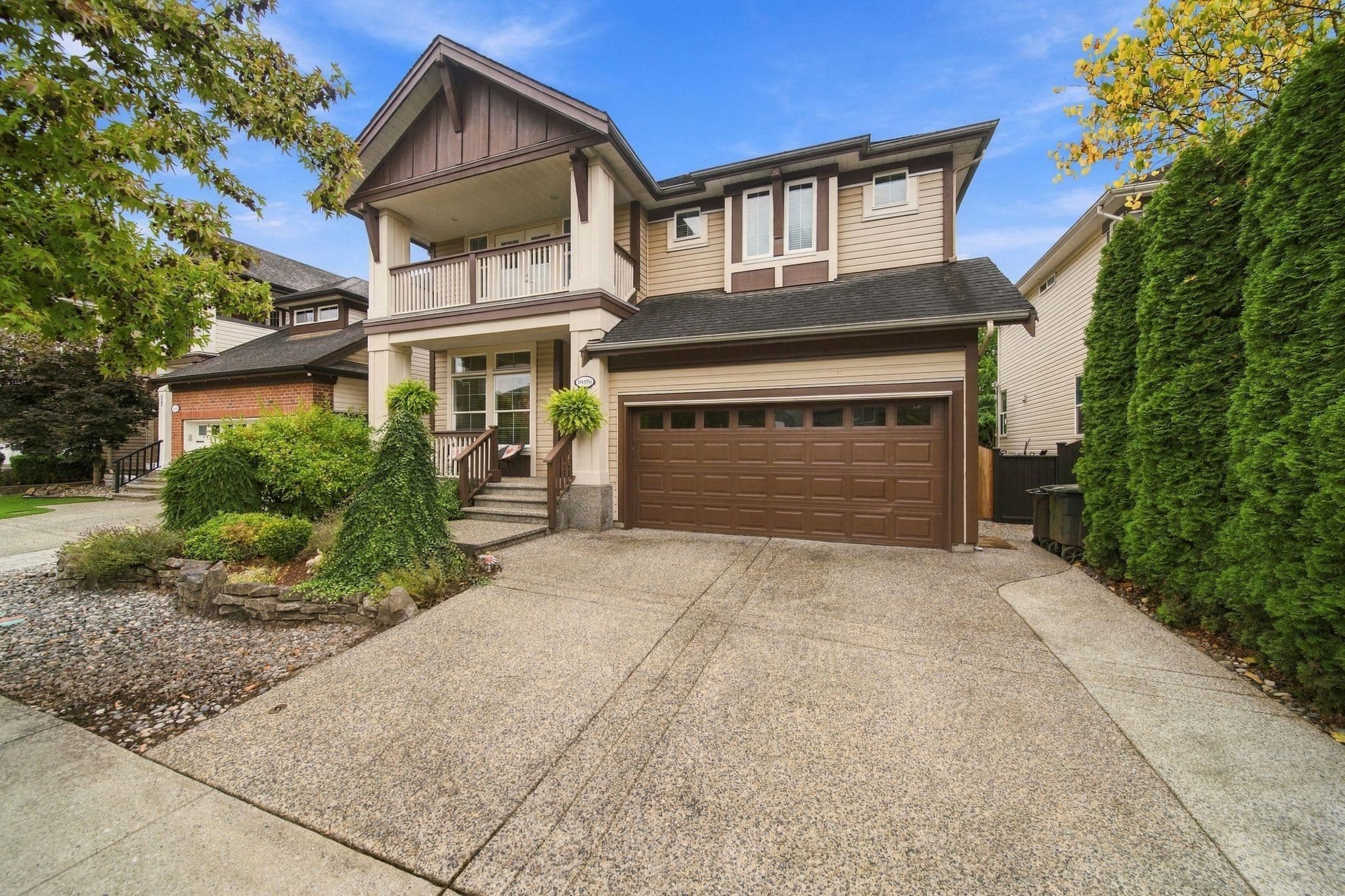 19556 Thorburn Way, Pitt Meadows, V3Y 0B3 — photo 1