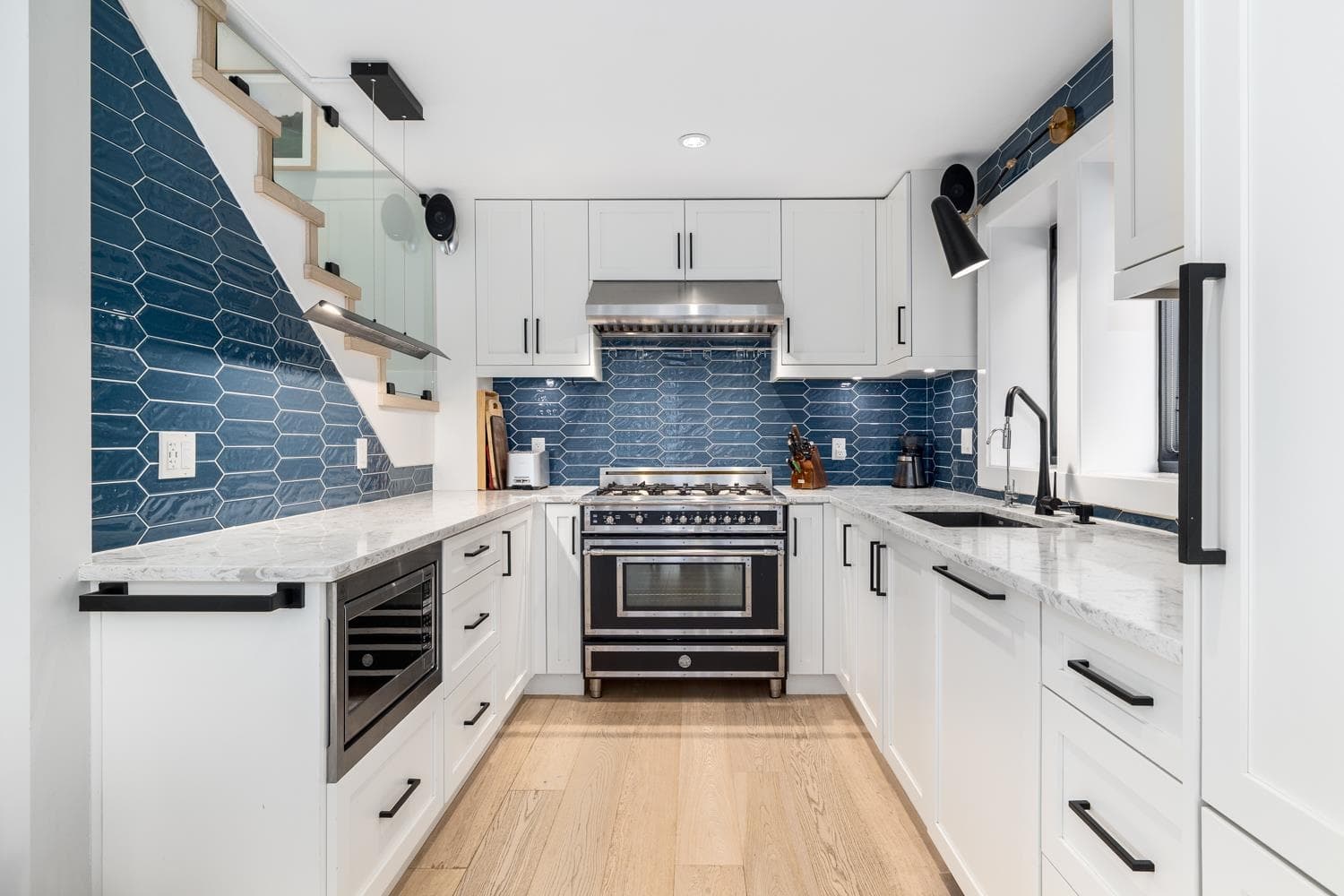 3918 Carolina Street, Vancouver, V5V 1X8 — photo 1