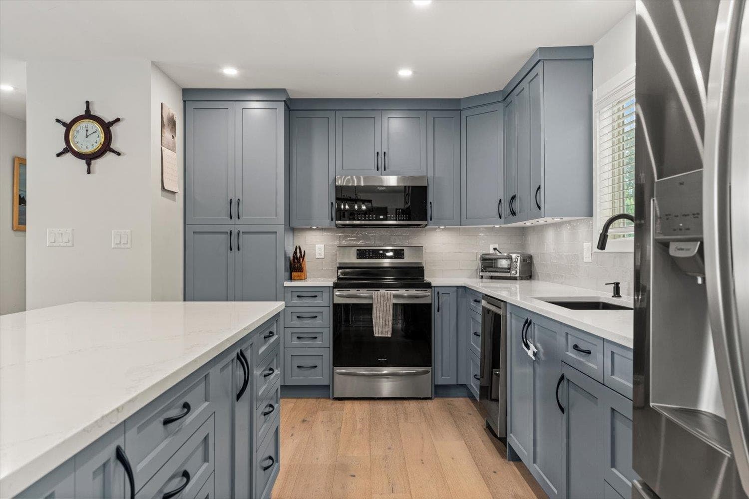 45188 Redwood Avenue, Chilliwack, V2R 1W2 — photo 3