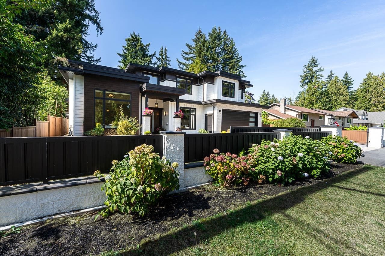 4113 207 Street, Langley, V3A 2E2 — photo 2