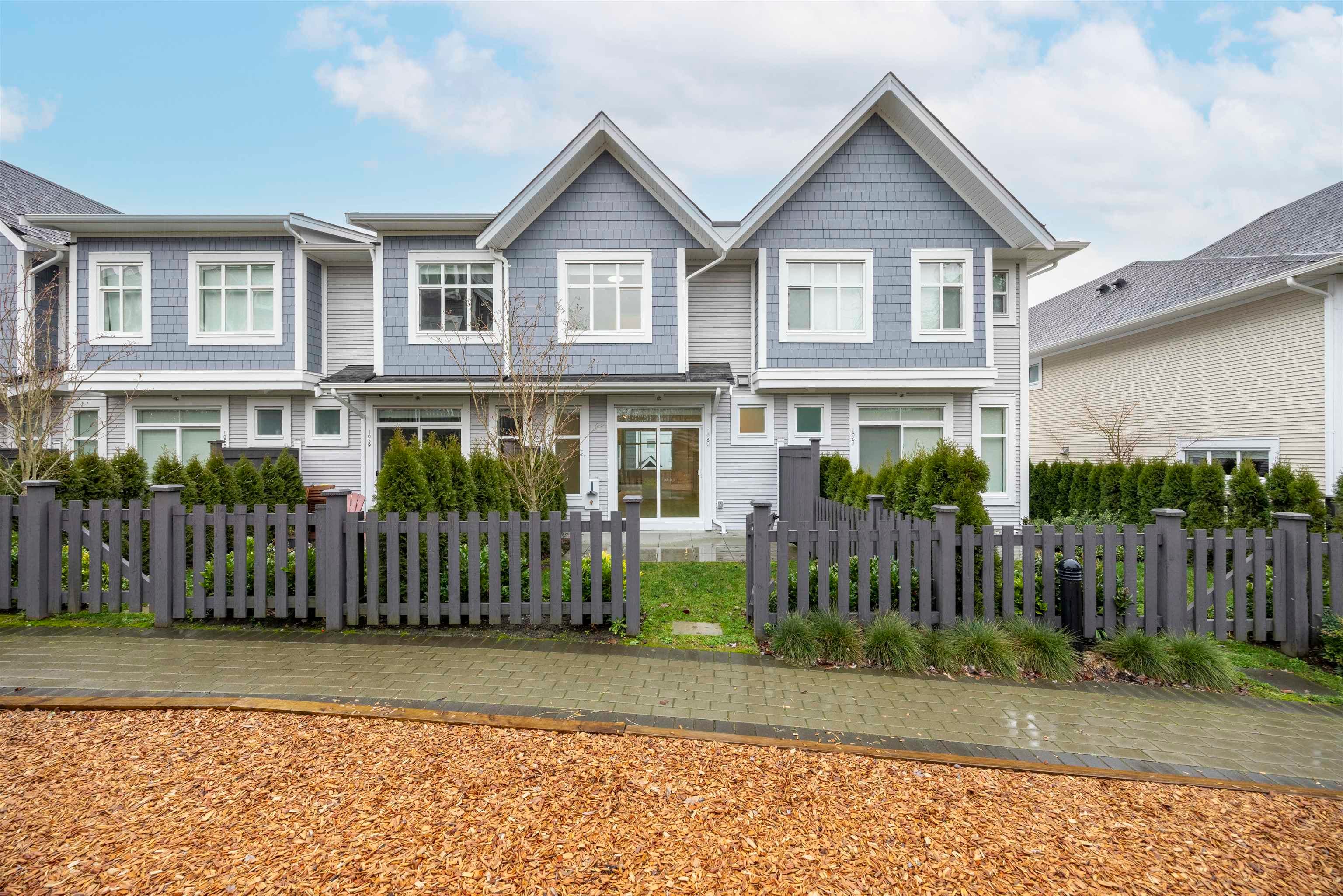 1060 - 11280 Pazarena Place, Maple Ridge