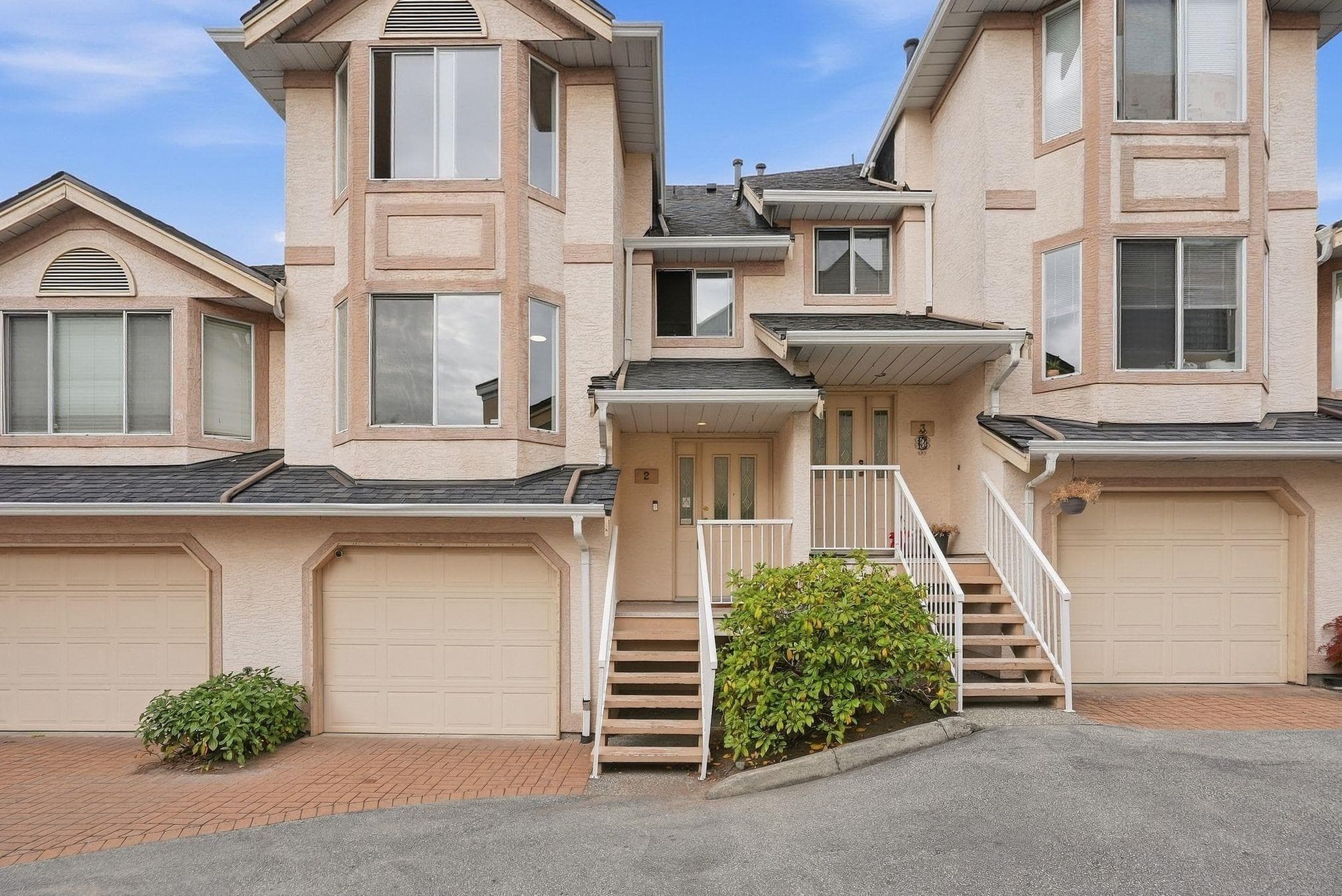 2 - 11952 64 Avenue, Delta