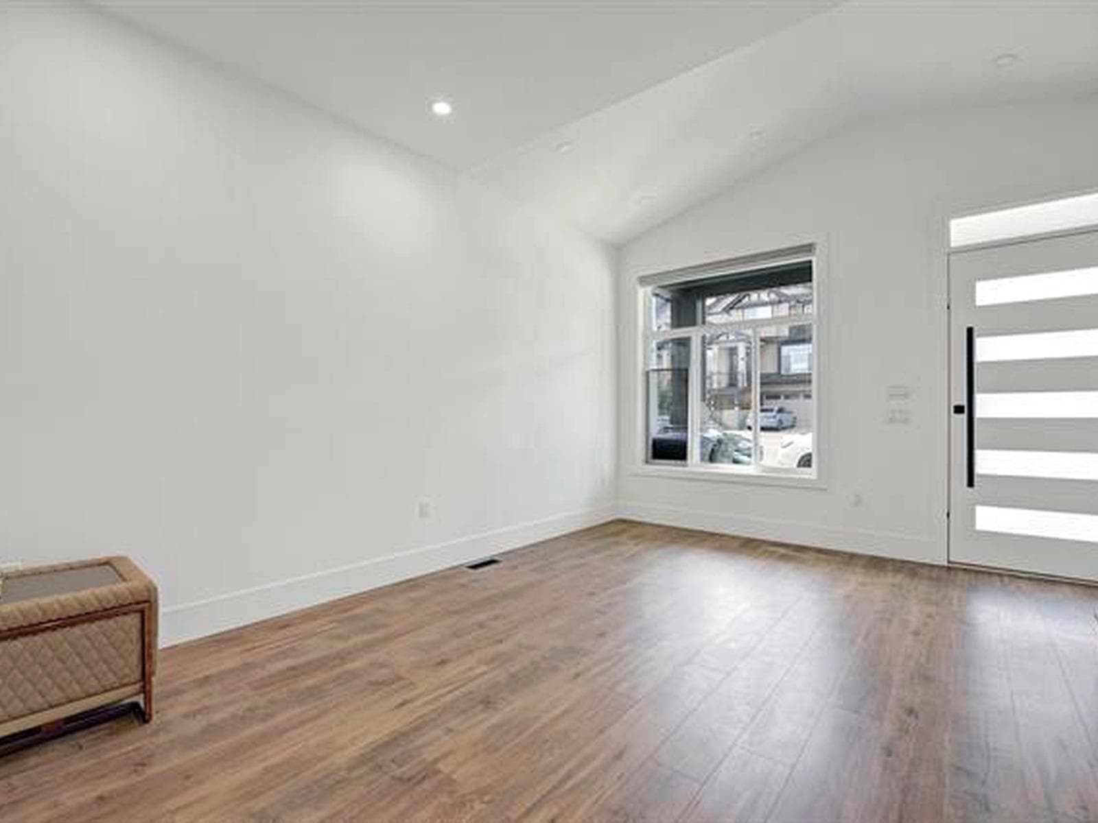 14739 62 Avenue, Surrey, V3S 6N4 — photo 2