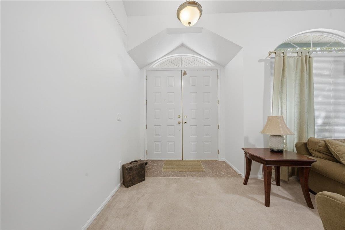 1594 Plateau Crescent, Coquitlam, V3E 3B3 — photo 4