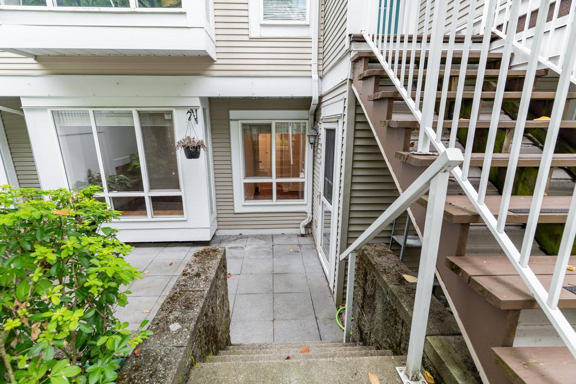 22 - 6588 Southoaks Crescent, Burnaby, V5E 4K1 — photo 5