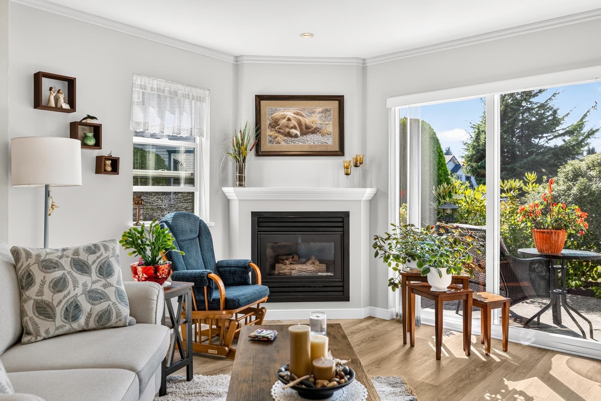 126 - 5711 Ebbtide Street, Sechelt, V7Z 0J5 — photo 1