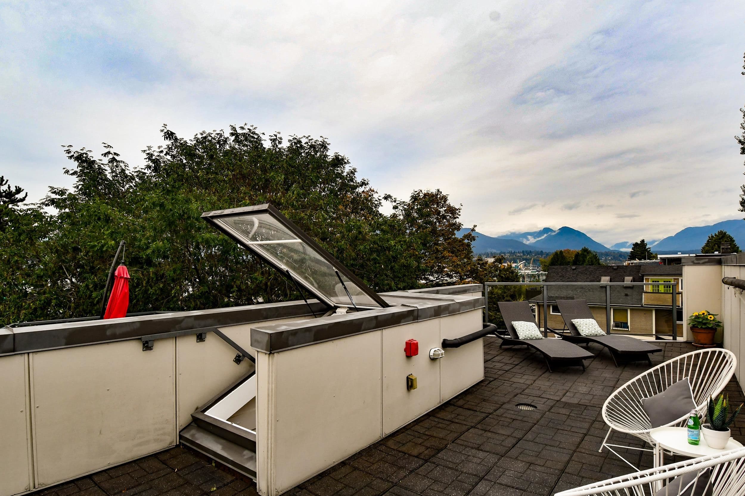 2118 Eton Street, Vancouver, V5L 1C7 — photo 1
