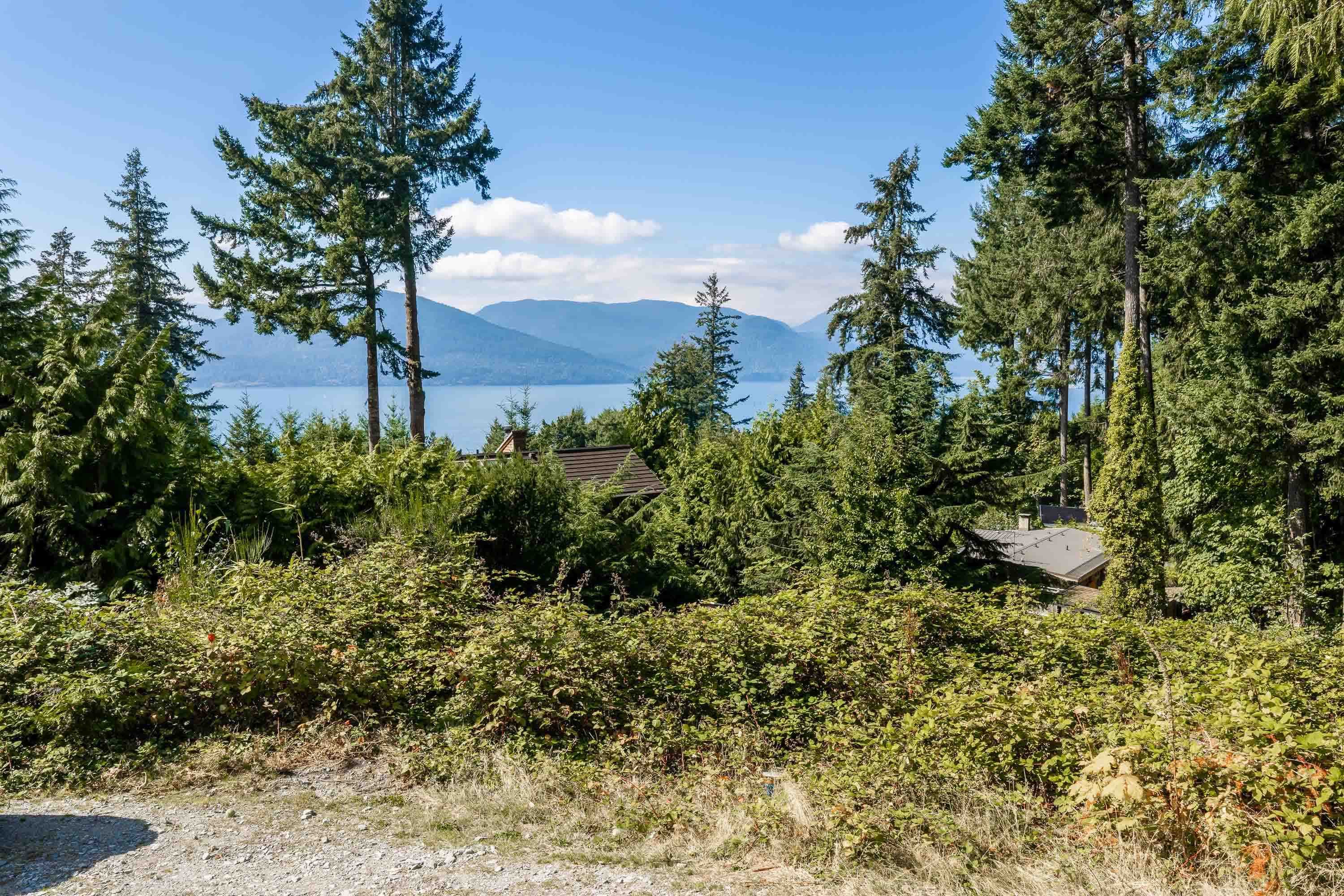 475 Bayview Road, Lions Bay, V0N 2E0 — photo 1