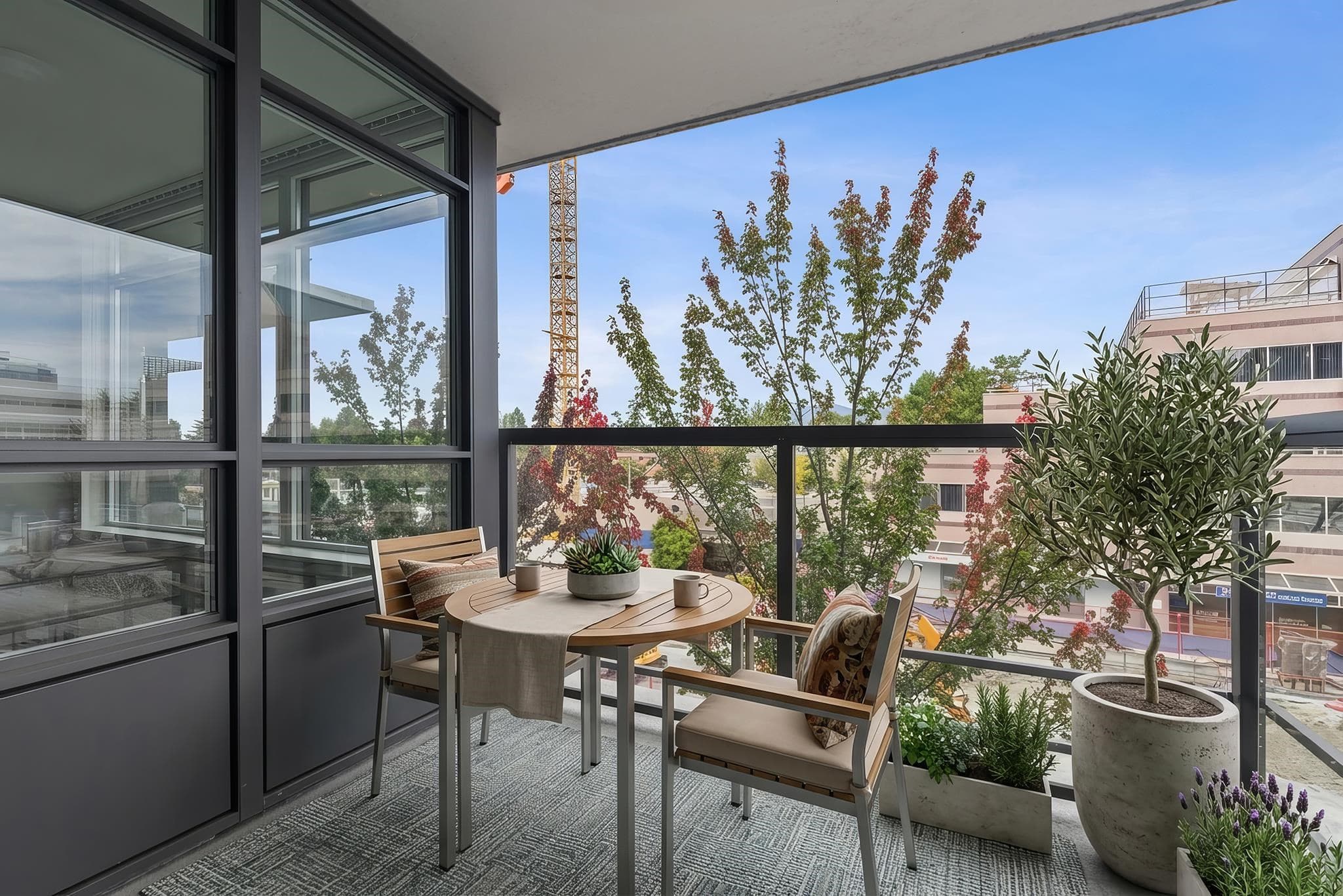 569 - 2080 West Broadway Street, Vancouver, V6J 0C7 — photo 1