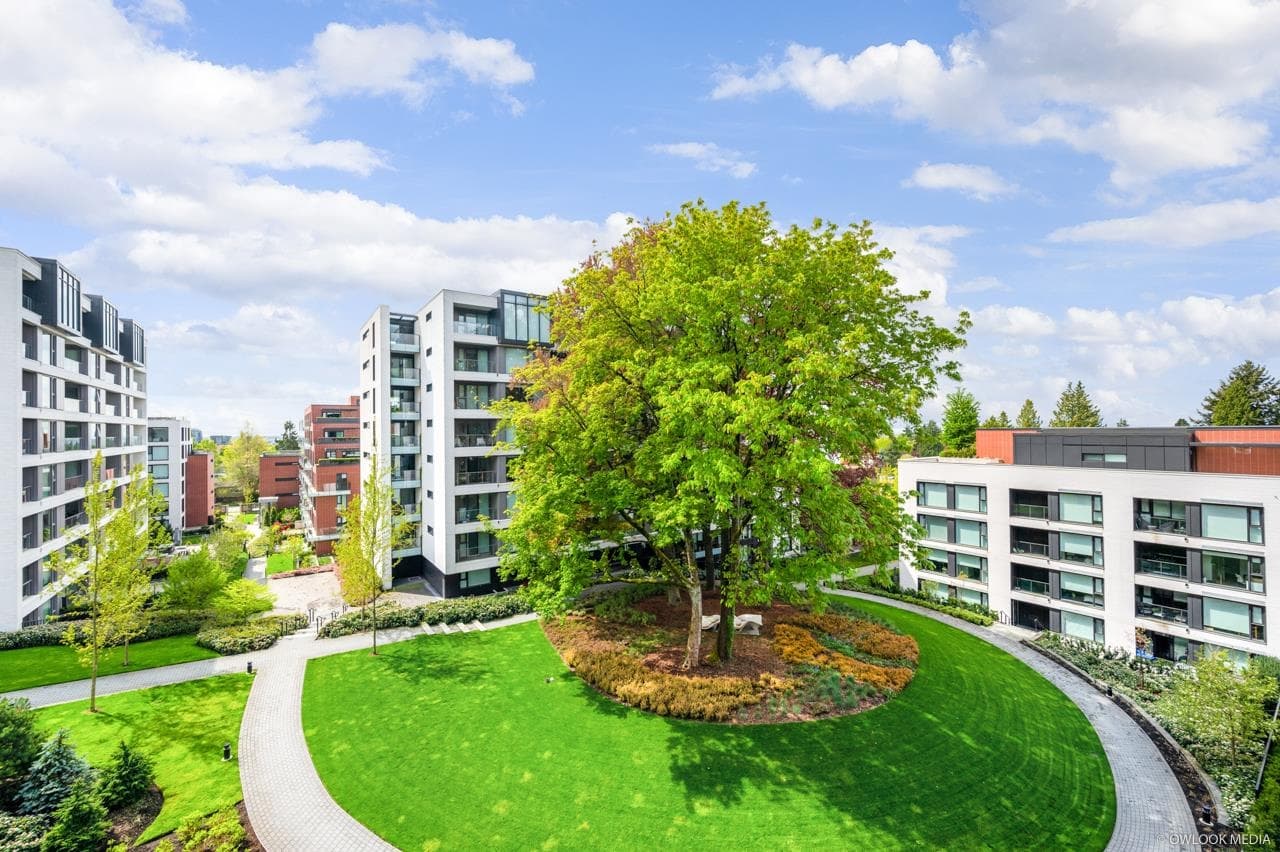 702 - 7128 Adera Street, Vancouver, V6P 0H6 — photo 2
