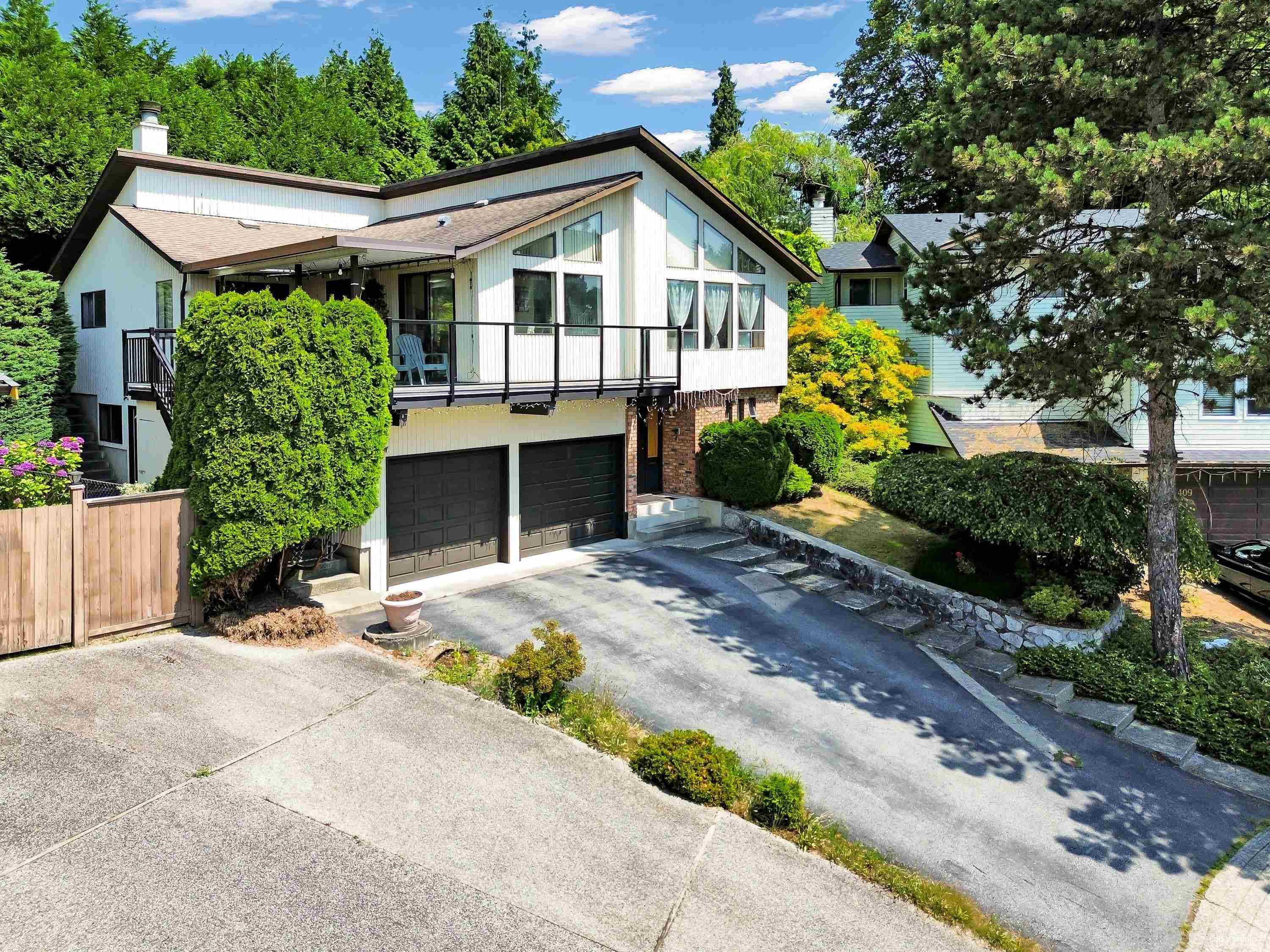 415 Goyer Court, Coquitlam, V3K 6A2 — photo 3