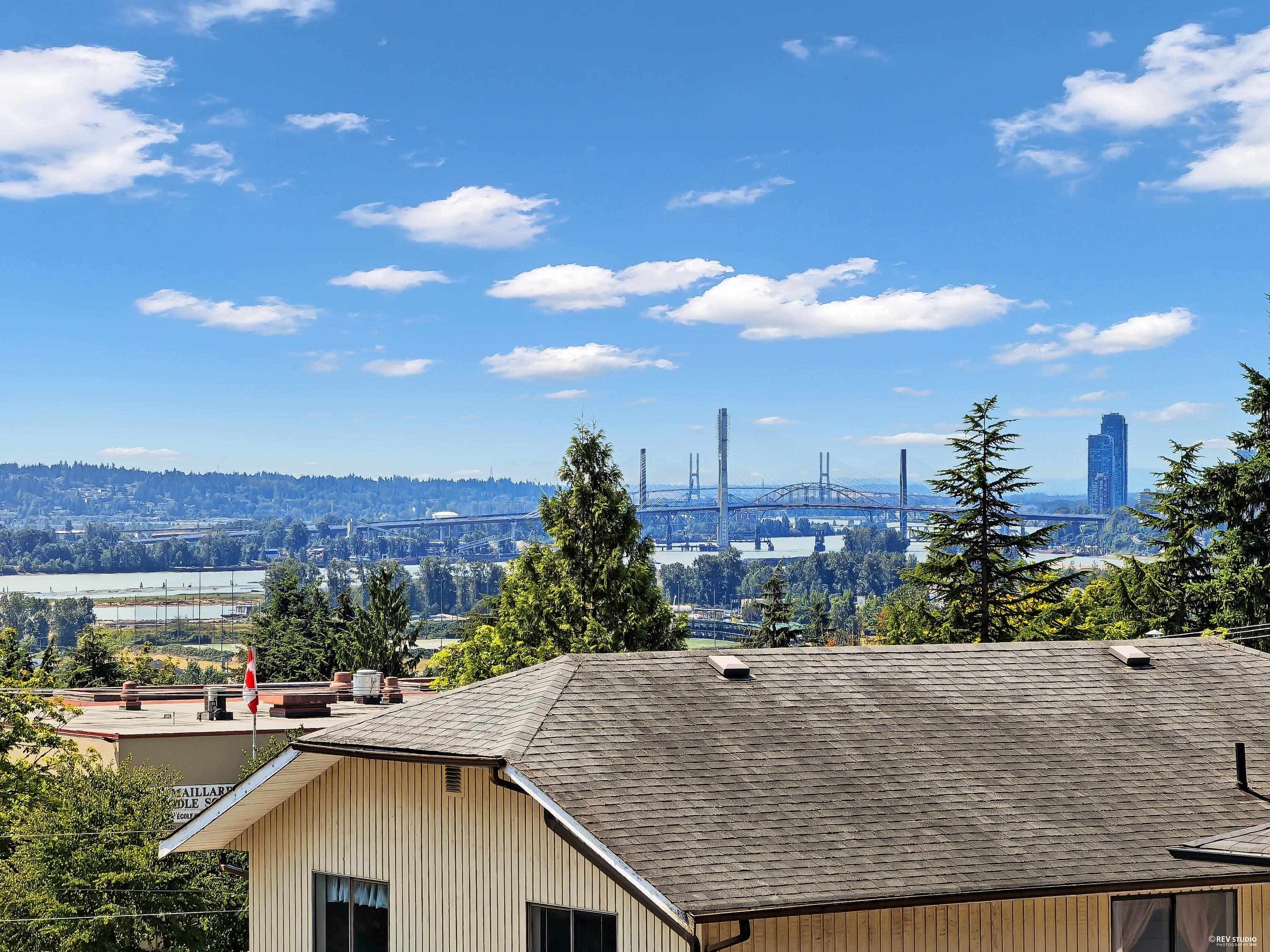 415 Goyer Court, Coquitlam, V3K 6A2 — photo 1