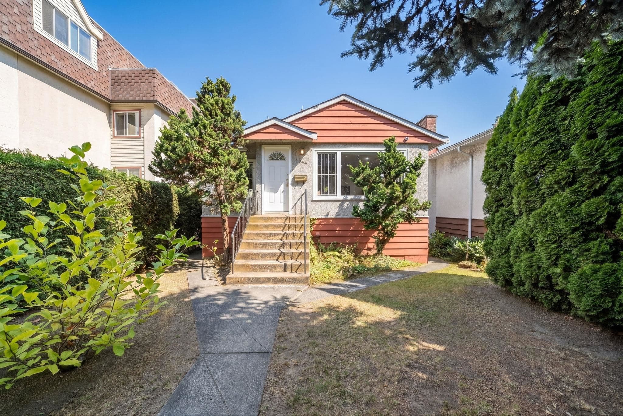 1534 W 71st Avenue, Vancouver, V6P 3C1 — photo 1