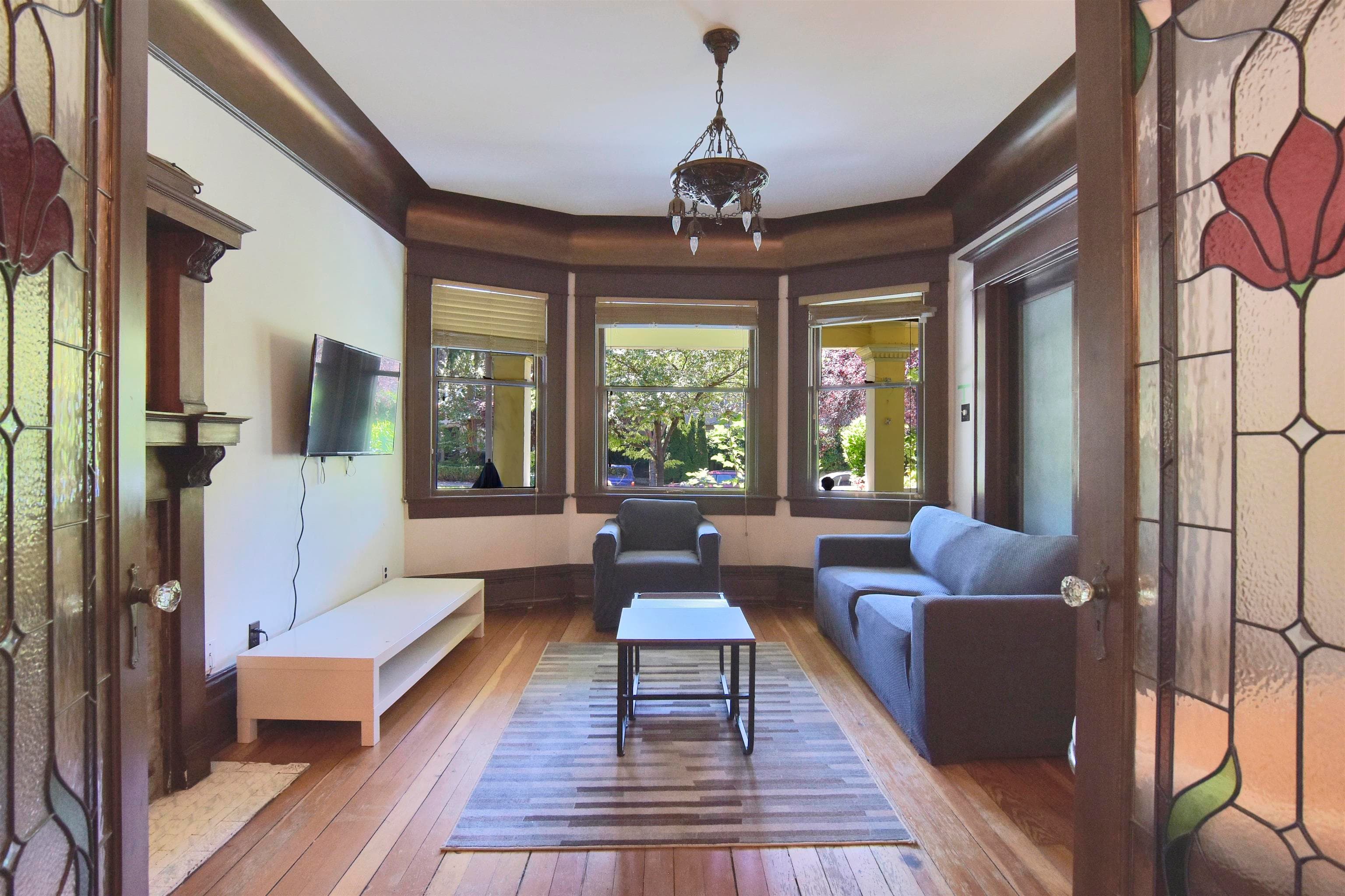 1 - 1517 Comox Street, Vancouver