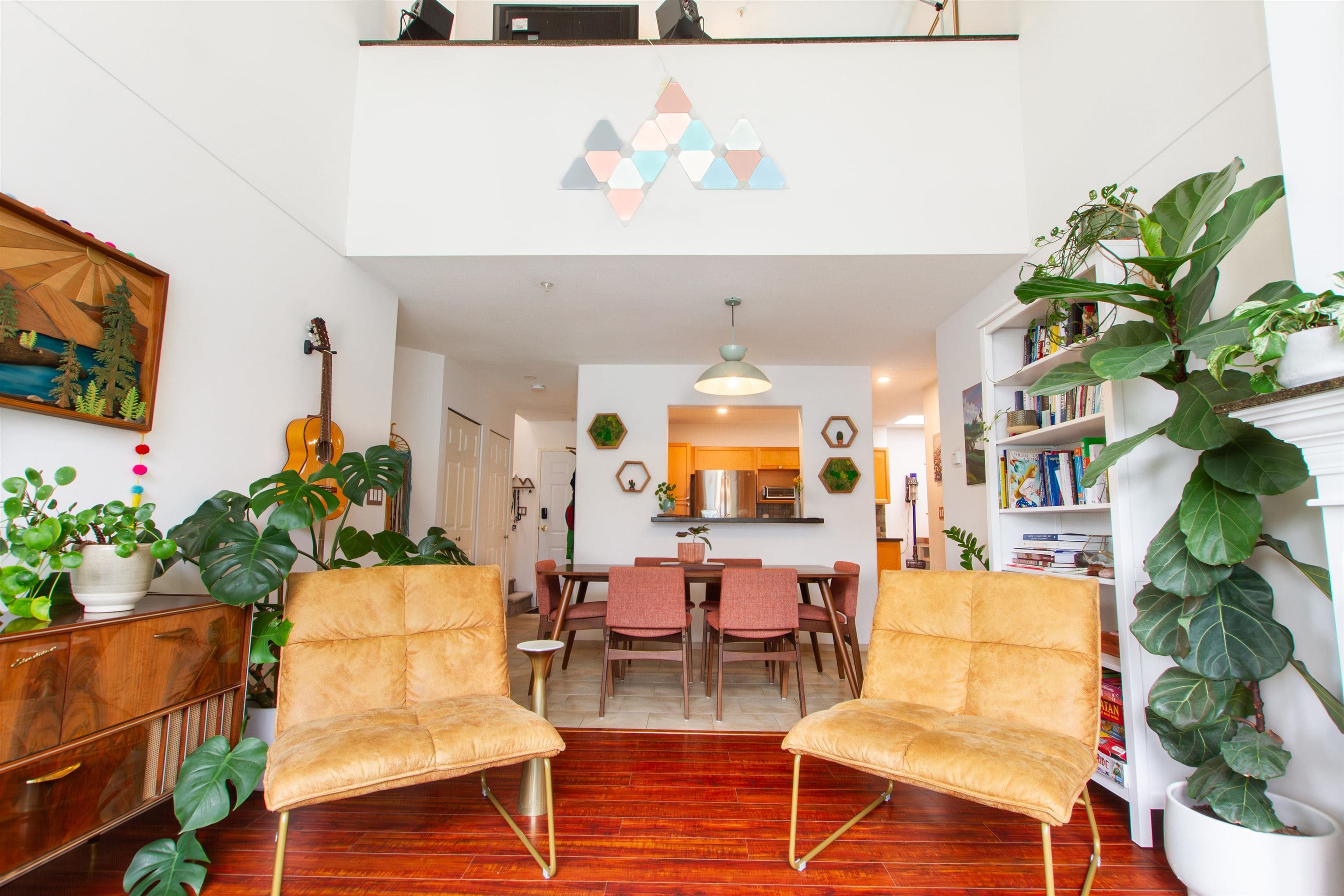 310 - 1466 Pemberton Avenue, Squamish, V8B 0K1 — photo 4