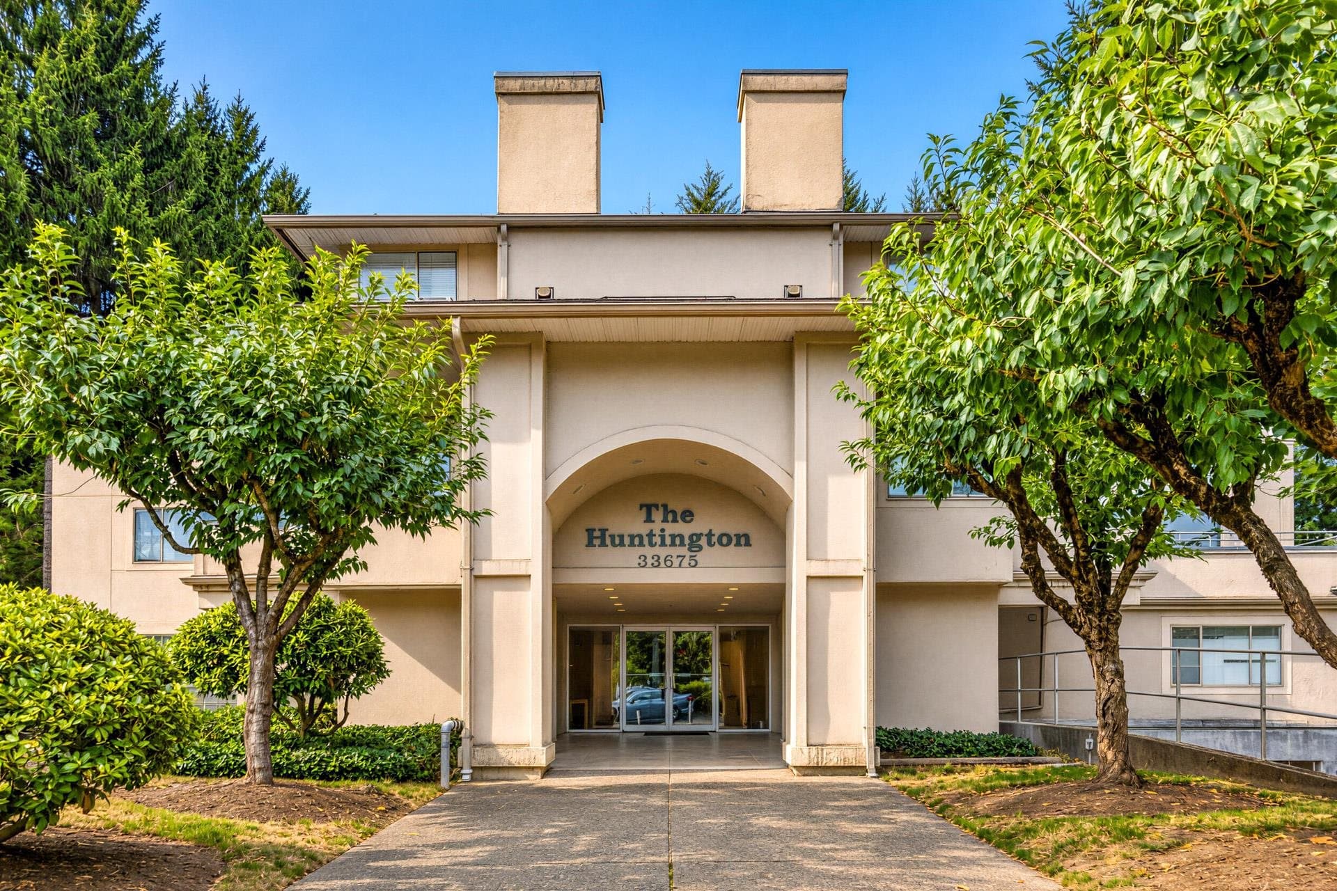 206 - 33675 Marshall Road, Abbotsford, V2S 1L4 — photo 2