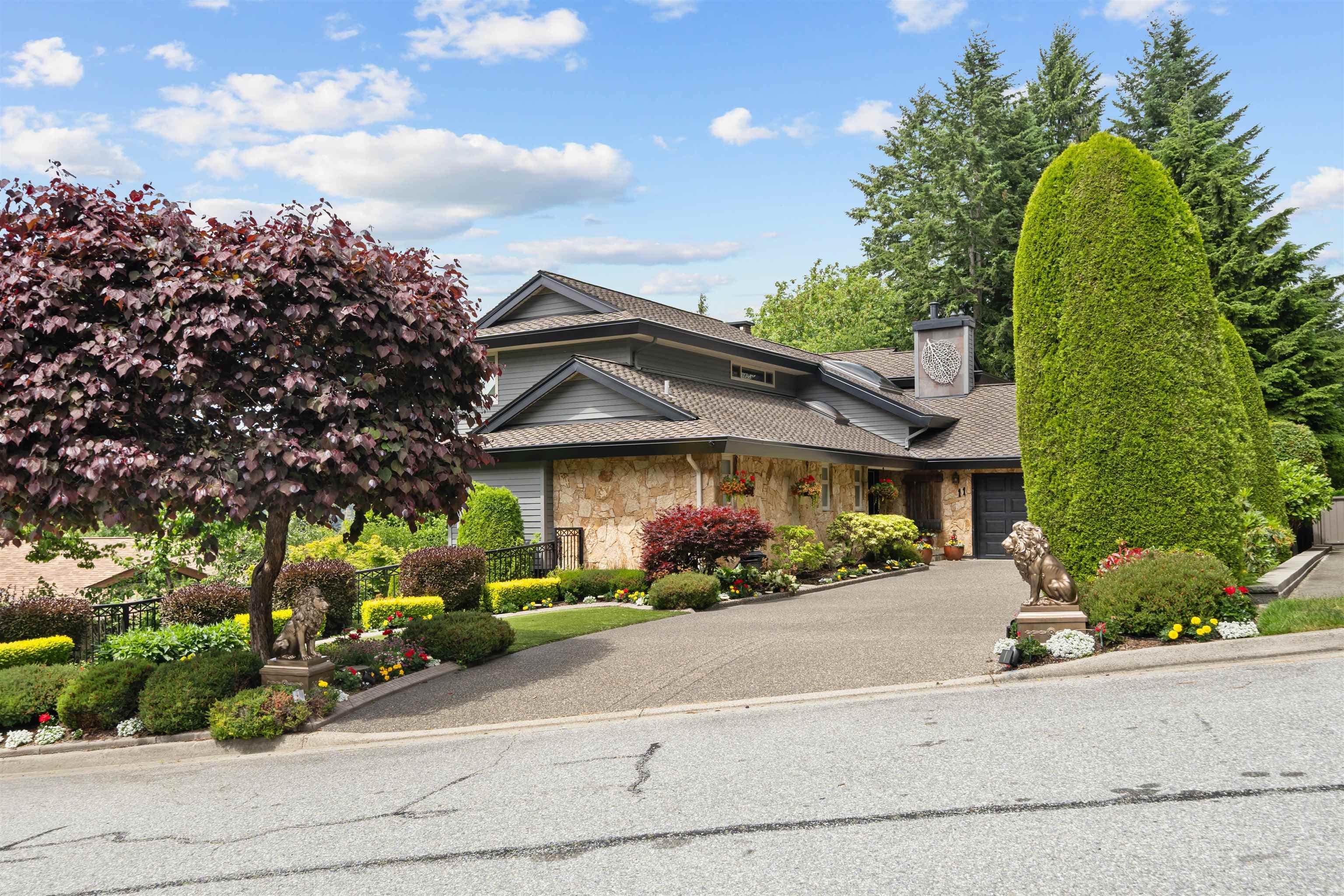 11 Elsdon Bay, Port Moody, V3H 3Z2 — photo 2