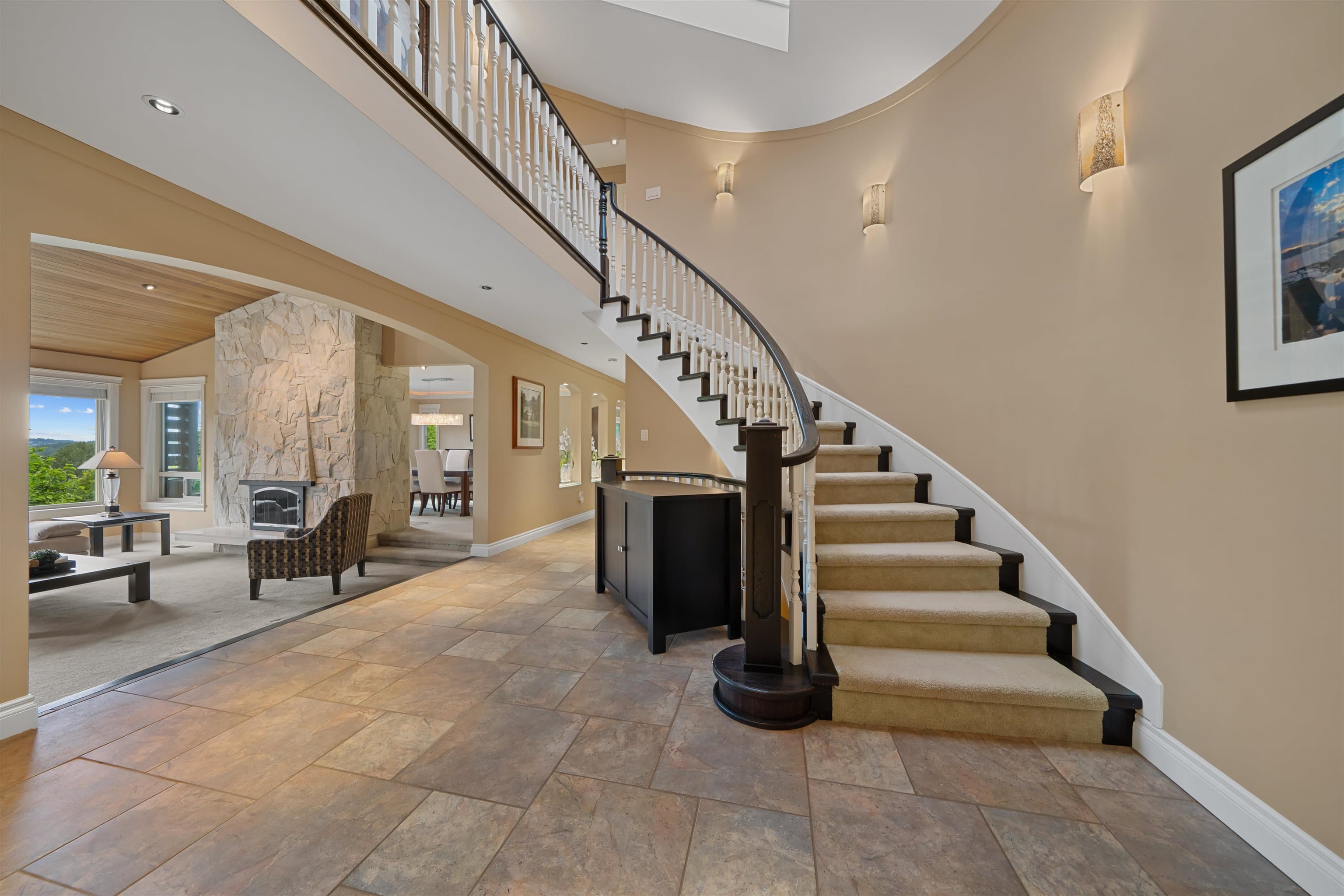 11 Elsdon Bay, Port Moody, V3H 3Z2 — photo 4