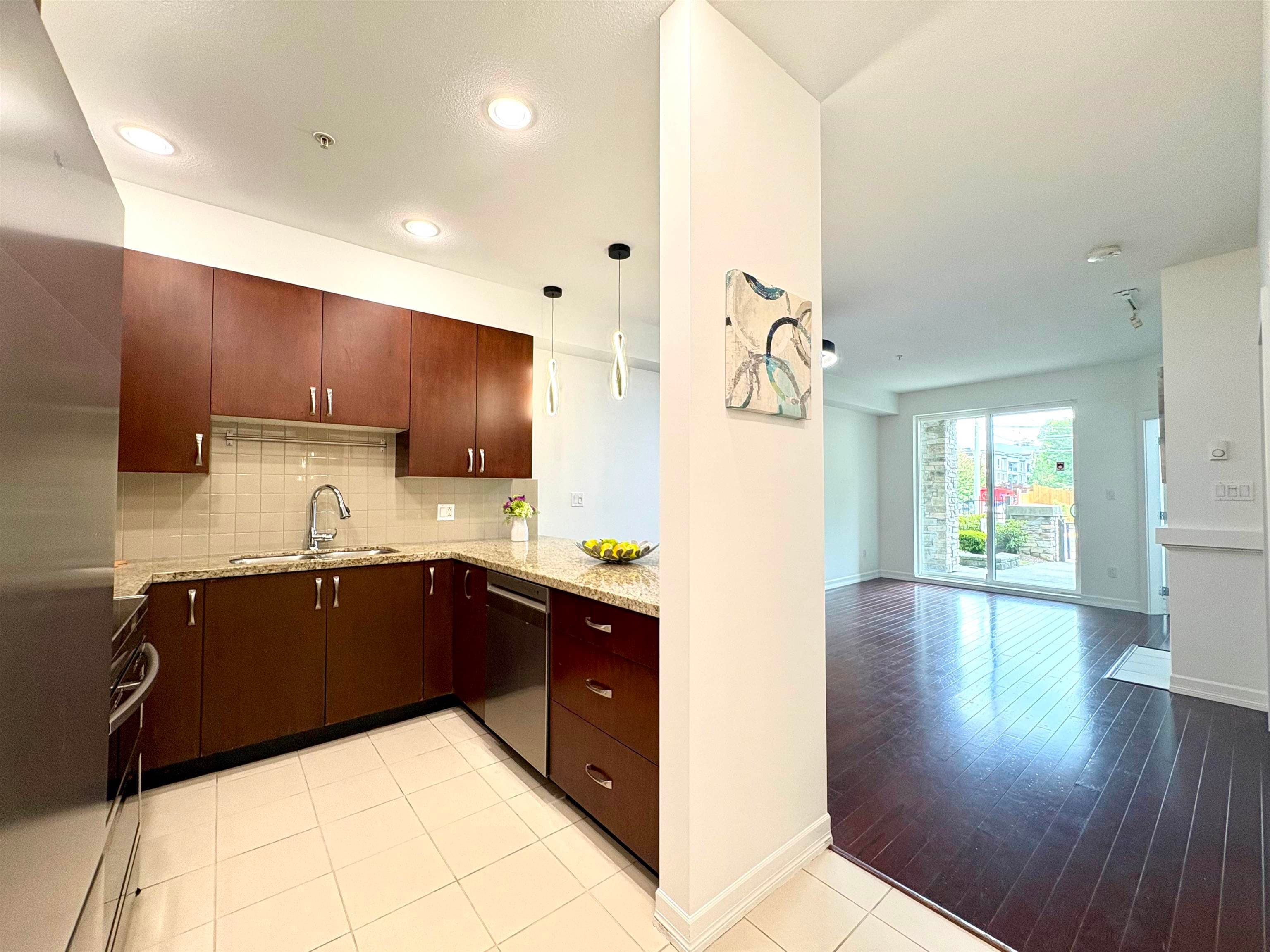 112 - 10237 133 Street, Surrey, V3T 0C6 — photo 2