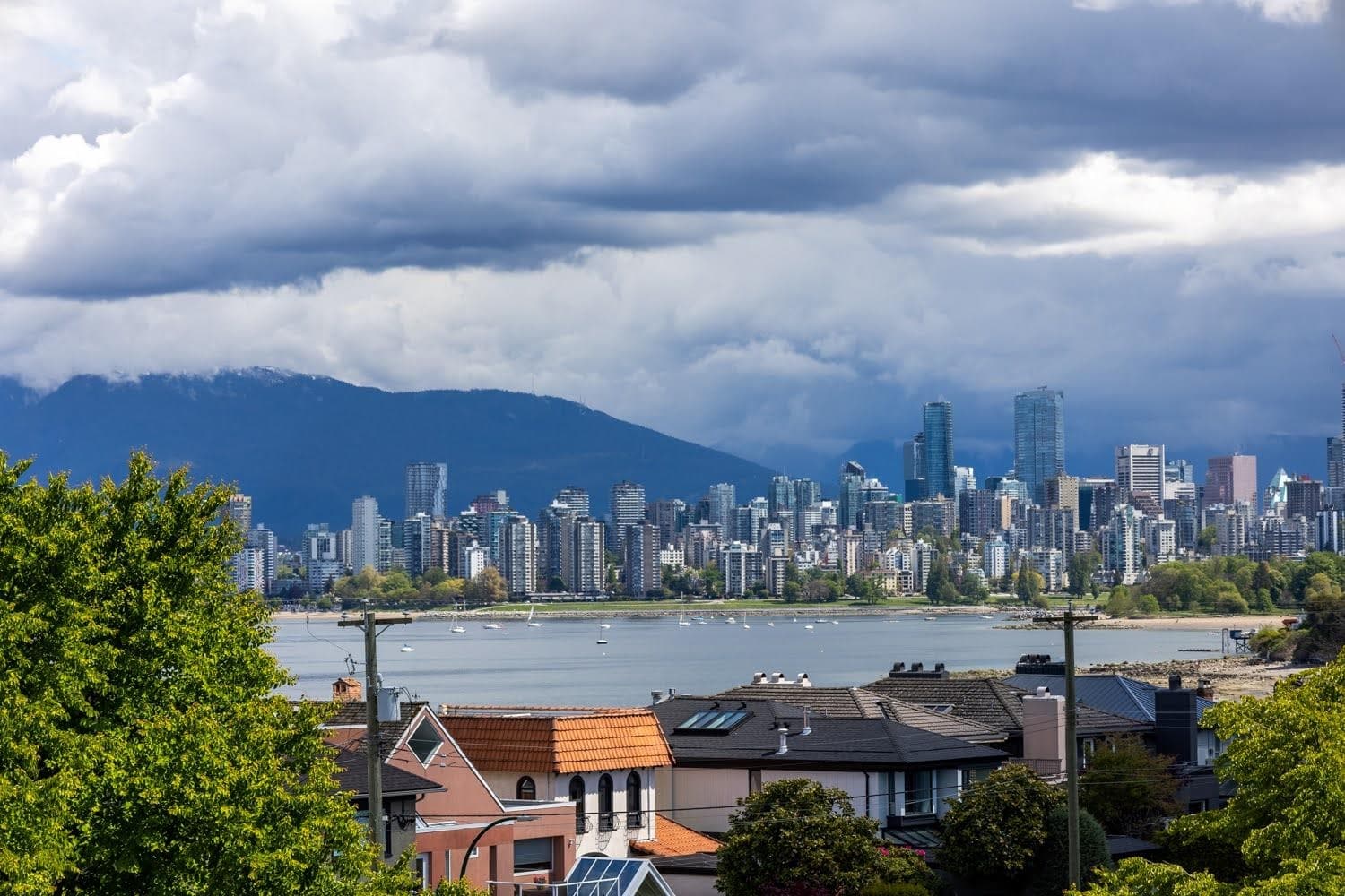 3240 W 1st Avenue, Vancouver, V6K 1H5 — photo 1