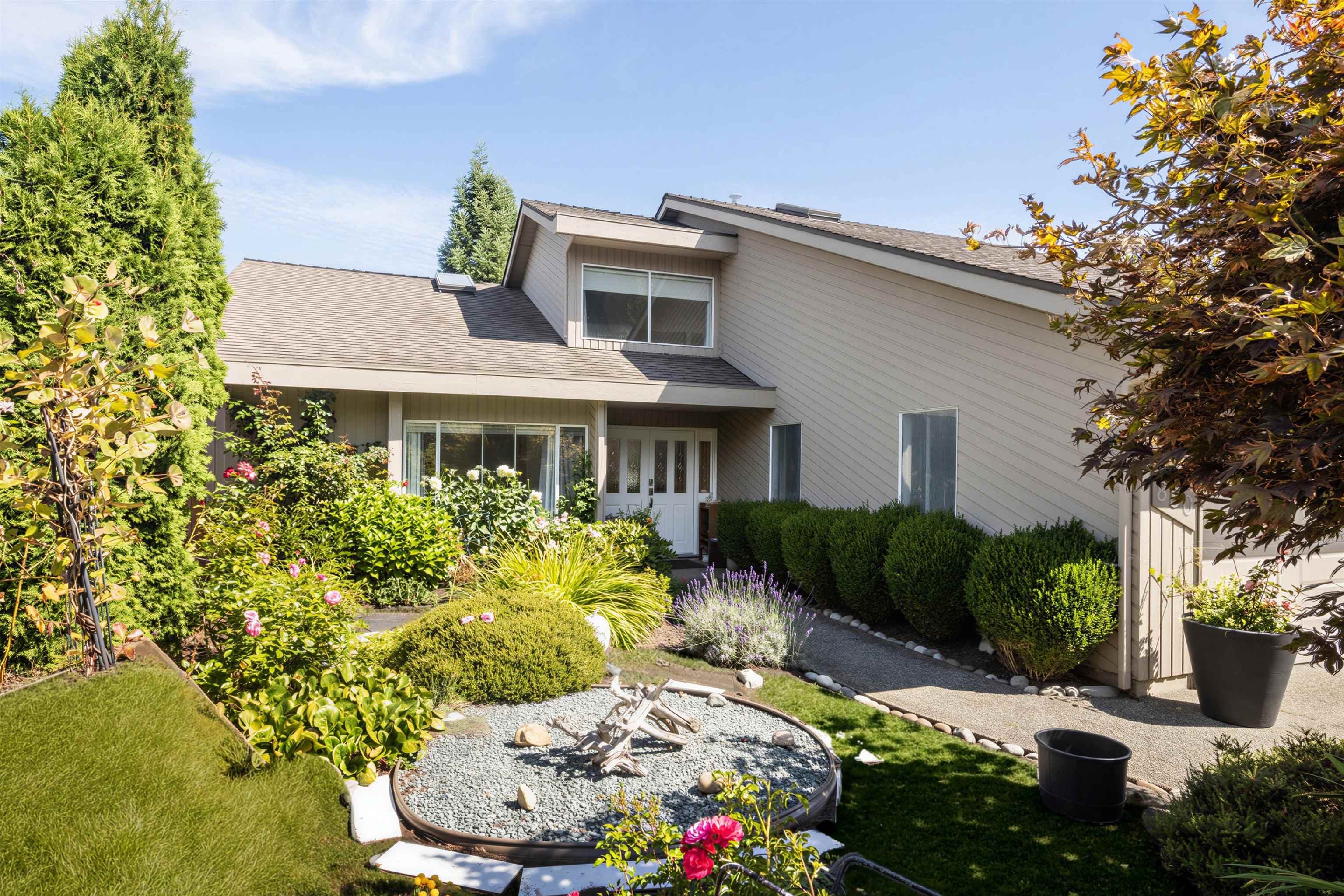 880 164a Street, Surrey, V4A 9B9 — photo 2