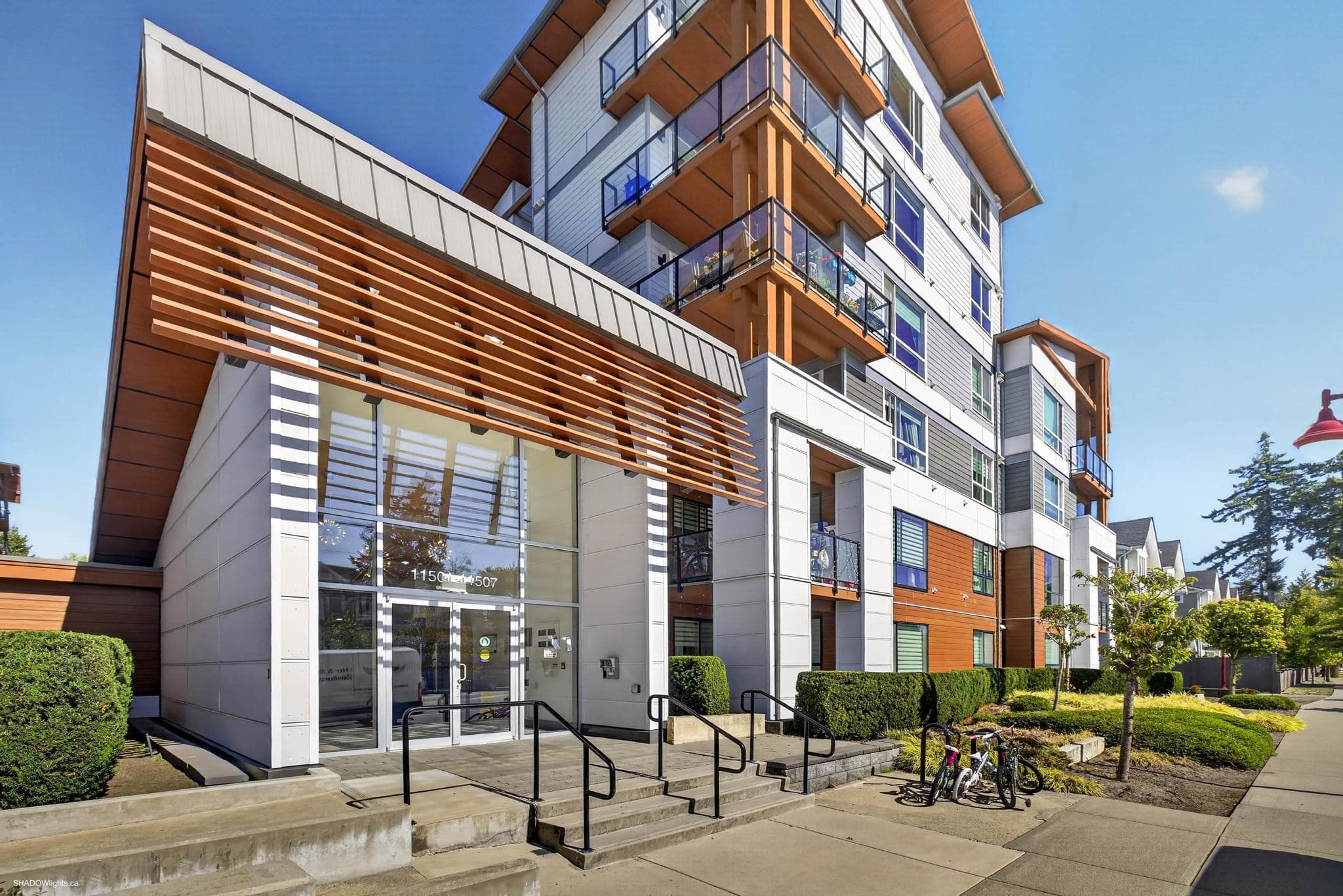 403 - 11501 84 Avenue, Delta, V4C 0E5 — photo 1