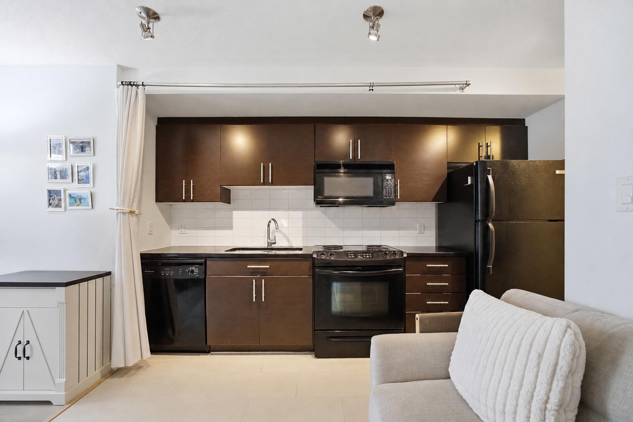 508 - 575 Delestre Avenue, Coquitlam, V3K 0A6 — photo 3