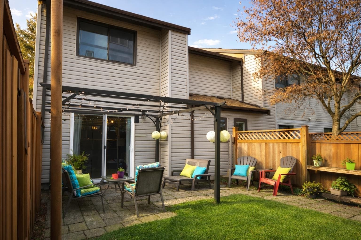 55 - 9955 140 Street, Surrey, V3T 4M4 — photo 2