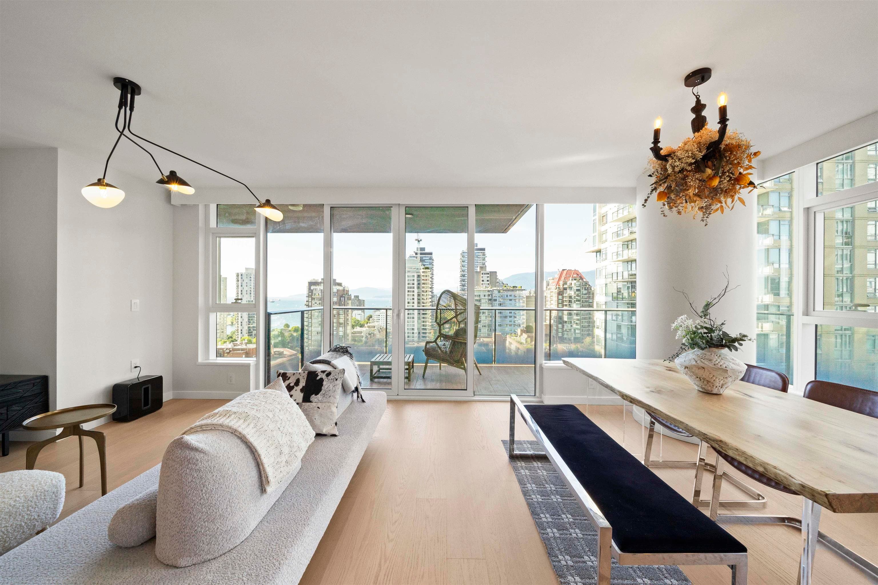 1801 - 1335 Howe Street, Vancouver, V6Z 0H1 — photo 2