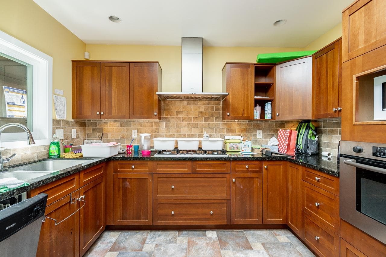 4871 Highlawn Drive, Burnaby, V5C 3T2 — photo 5