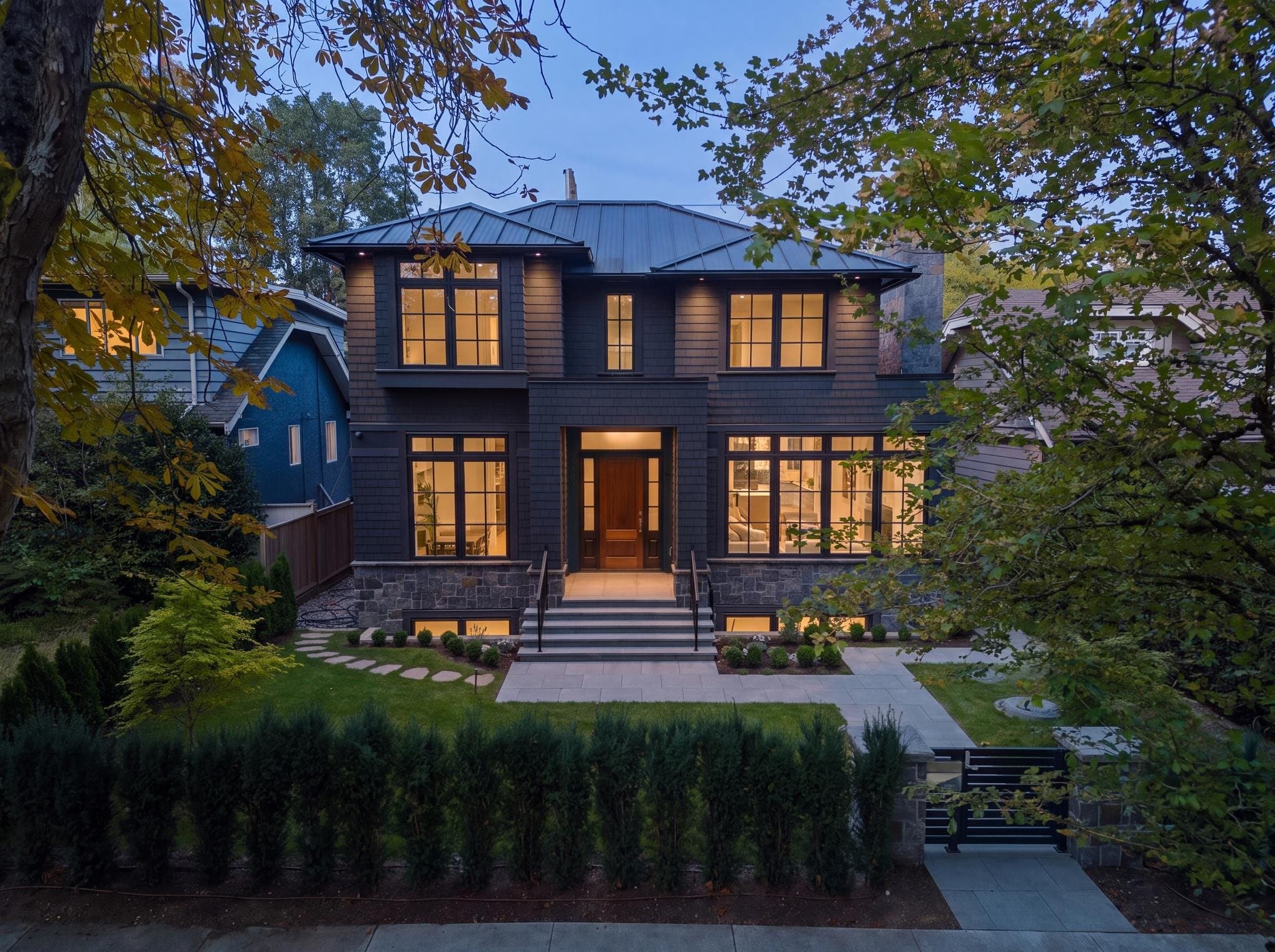 3887 W 15th Avenue, Vancouver, V6R 3A1 — photo 1