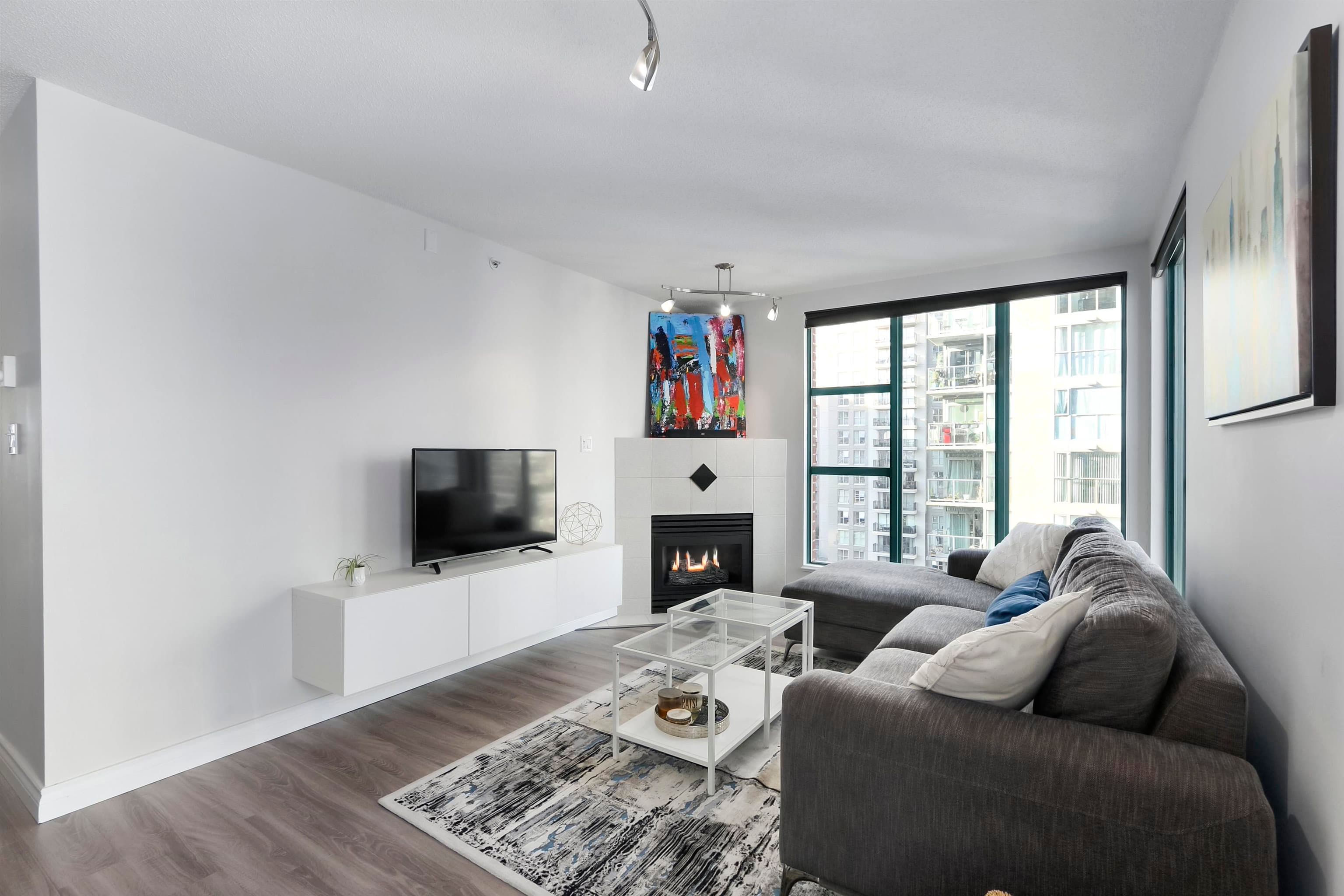 1502 - 939 Homer Street, Vancouver, V6B 2W6 — photo 2
